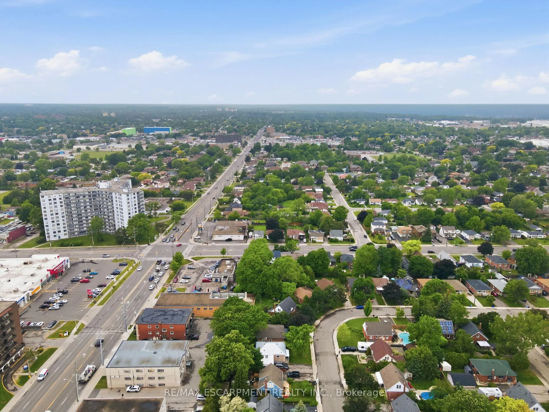 Photo 45 of 4 Duncombe Drive, Hamilton, Hill Park — HOMEH