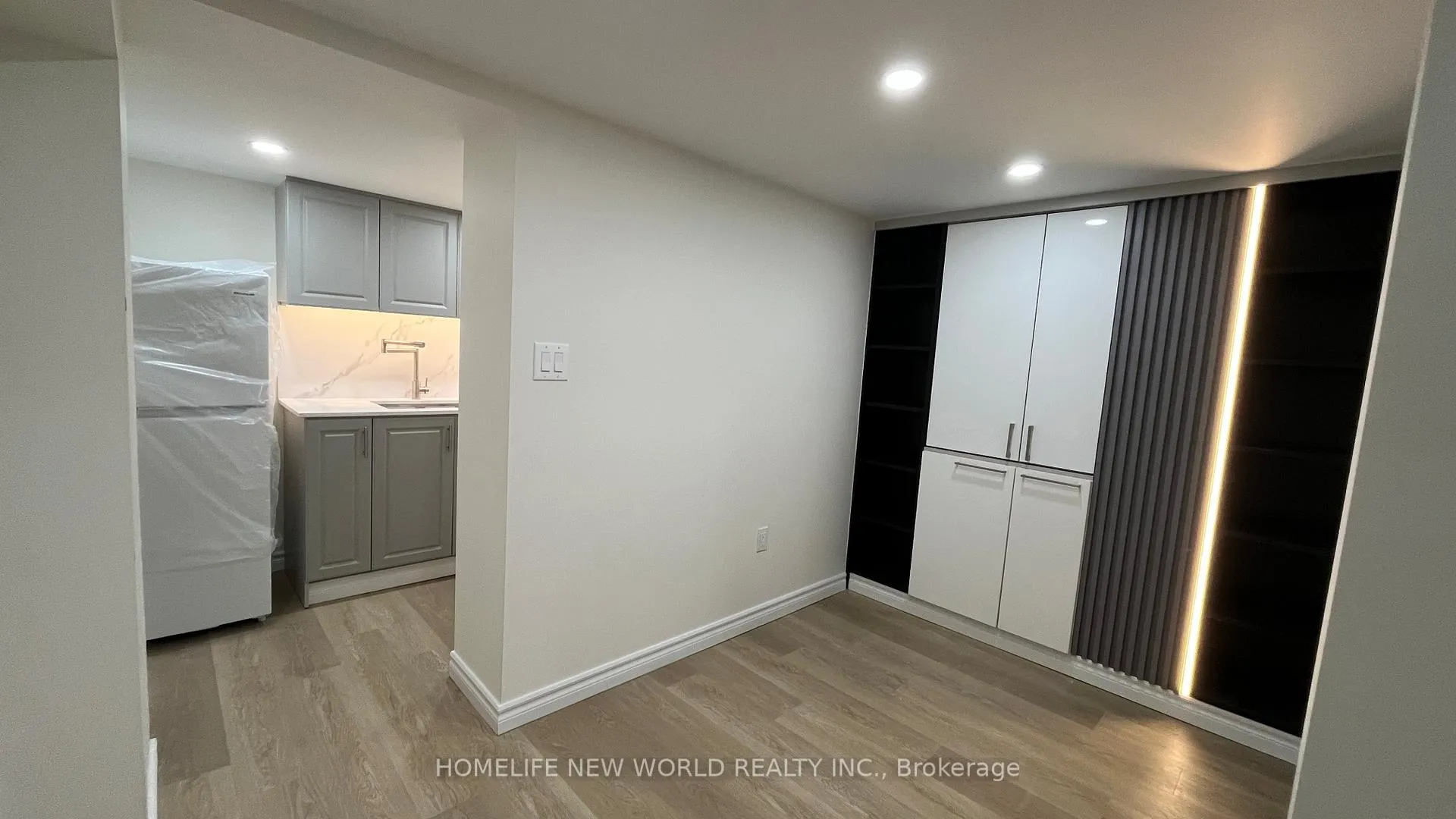 Photo 2 of Unit Basement, 7 Chouinard Way, Aurora, Rural Aurora — HOMEH
