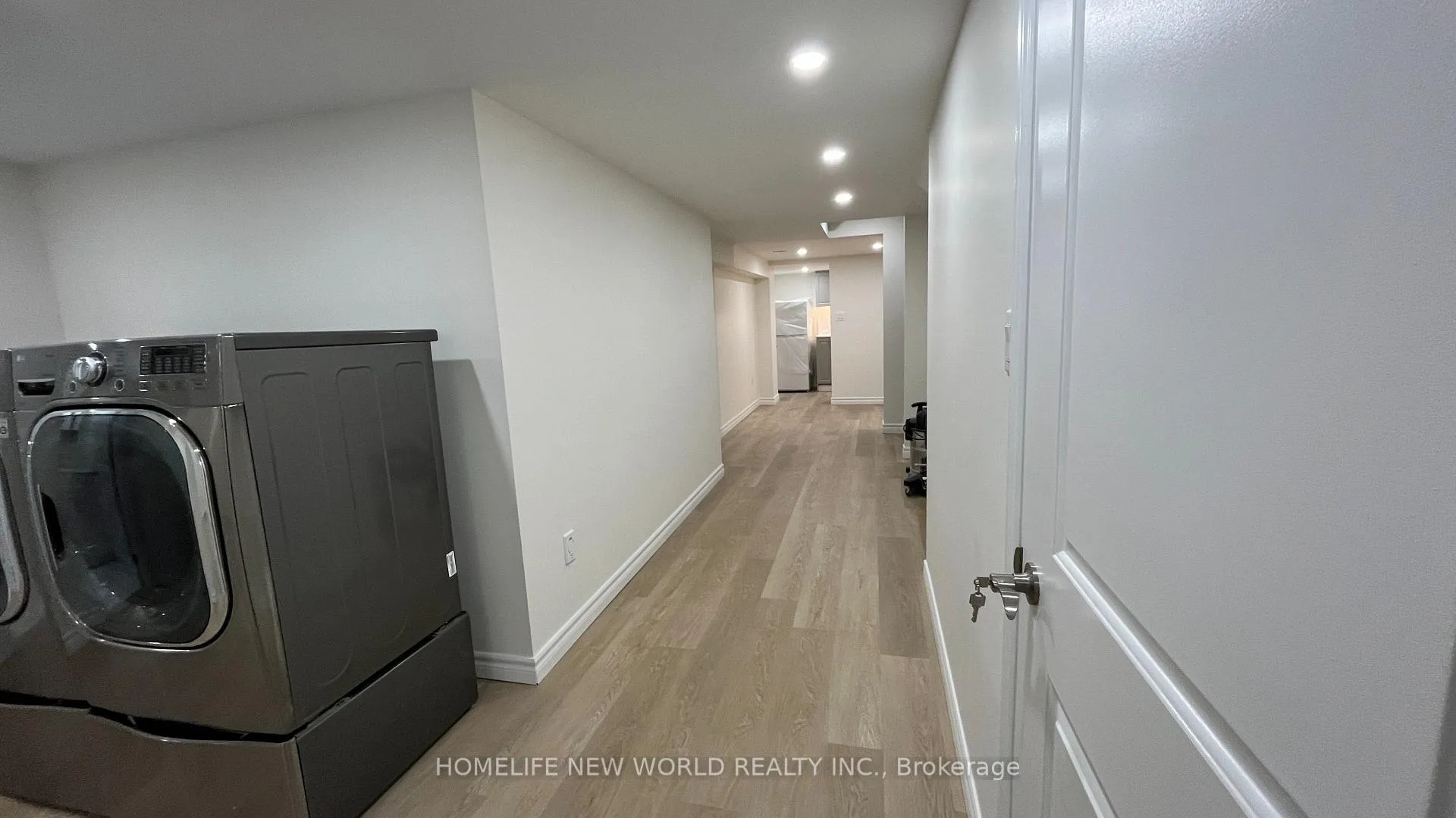 Photo 12 of Unit Basement, 7 Chouinard Way, Aurora, Rural Aurora — HOMEH