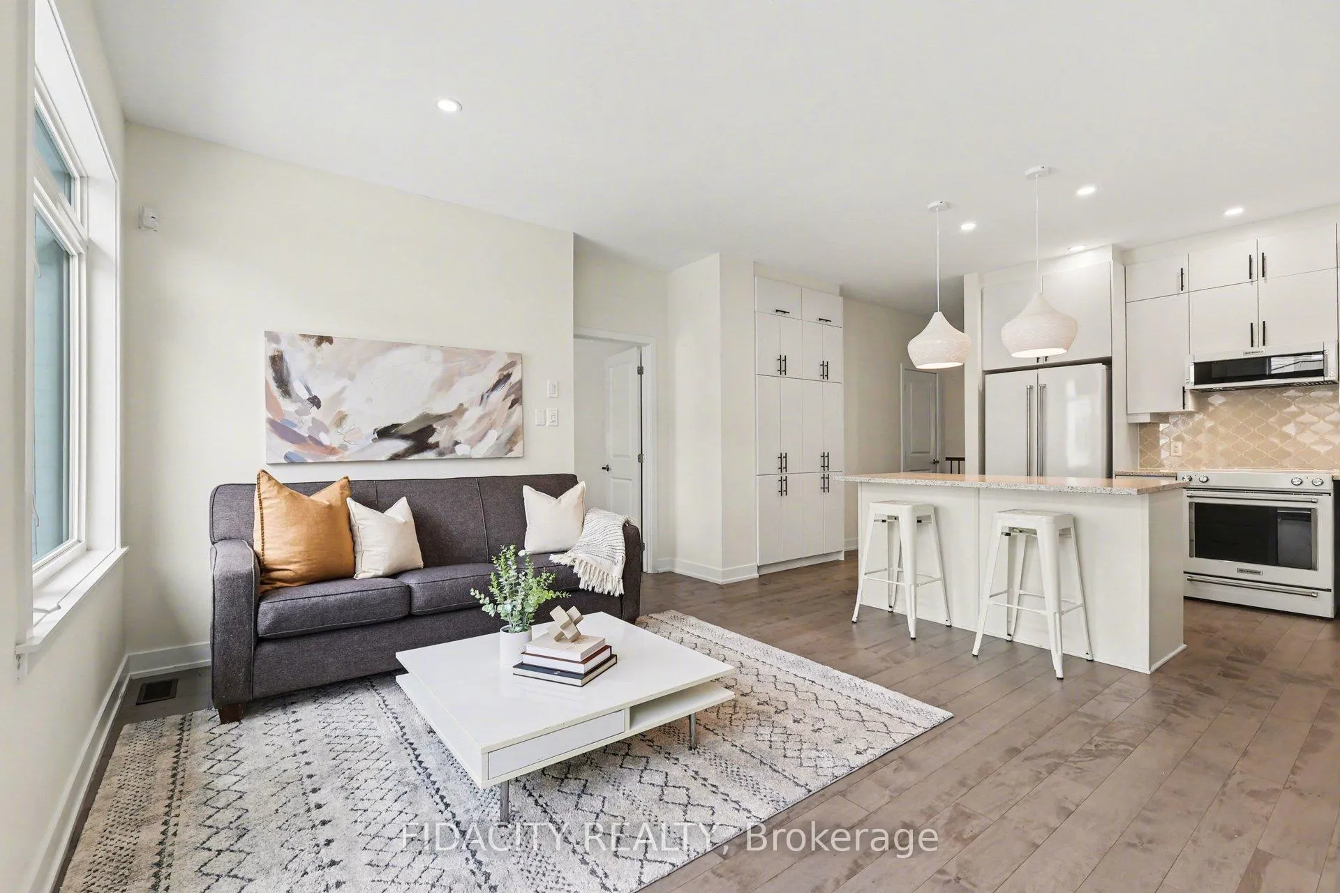 Photo 7 of 565 Bobolink Ridge, Ottawa, Stittsville (South) — HOMEH