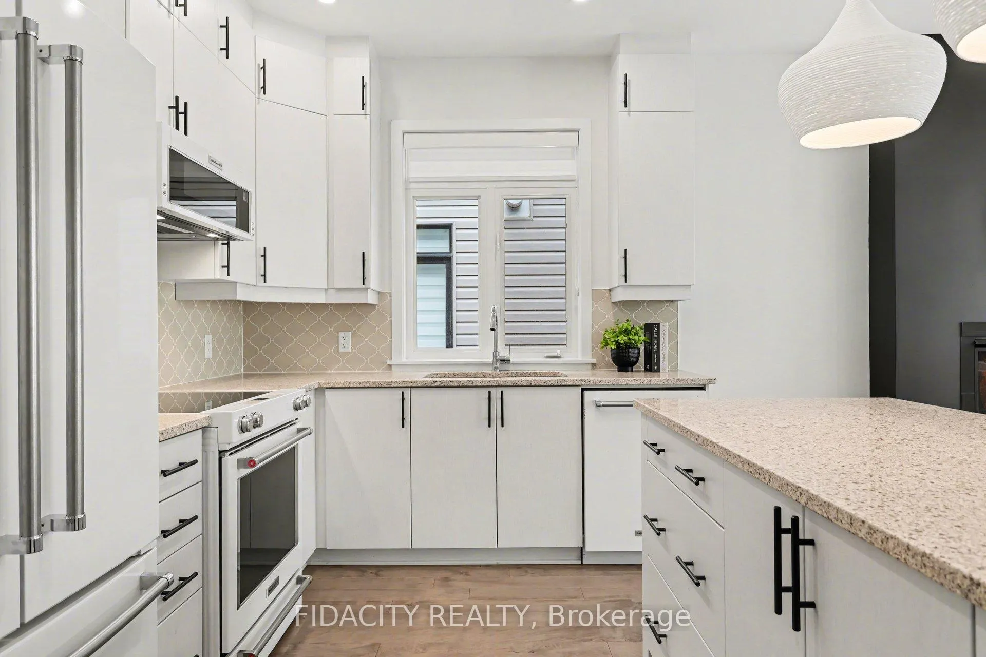 Photo 11 of 565 Bobolink Ridge, Ottawa, Stittsville (South) — HOMEH