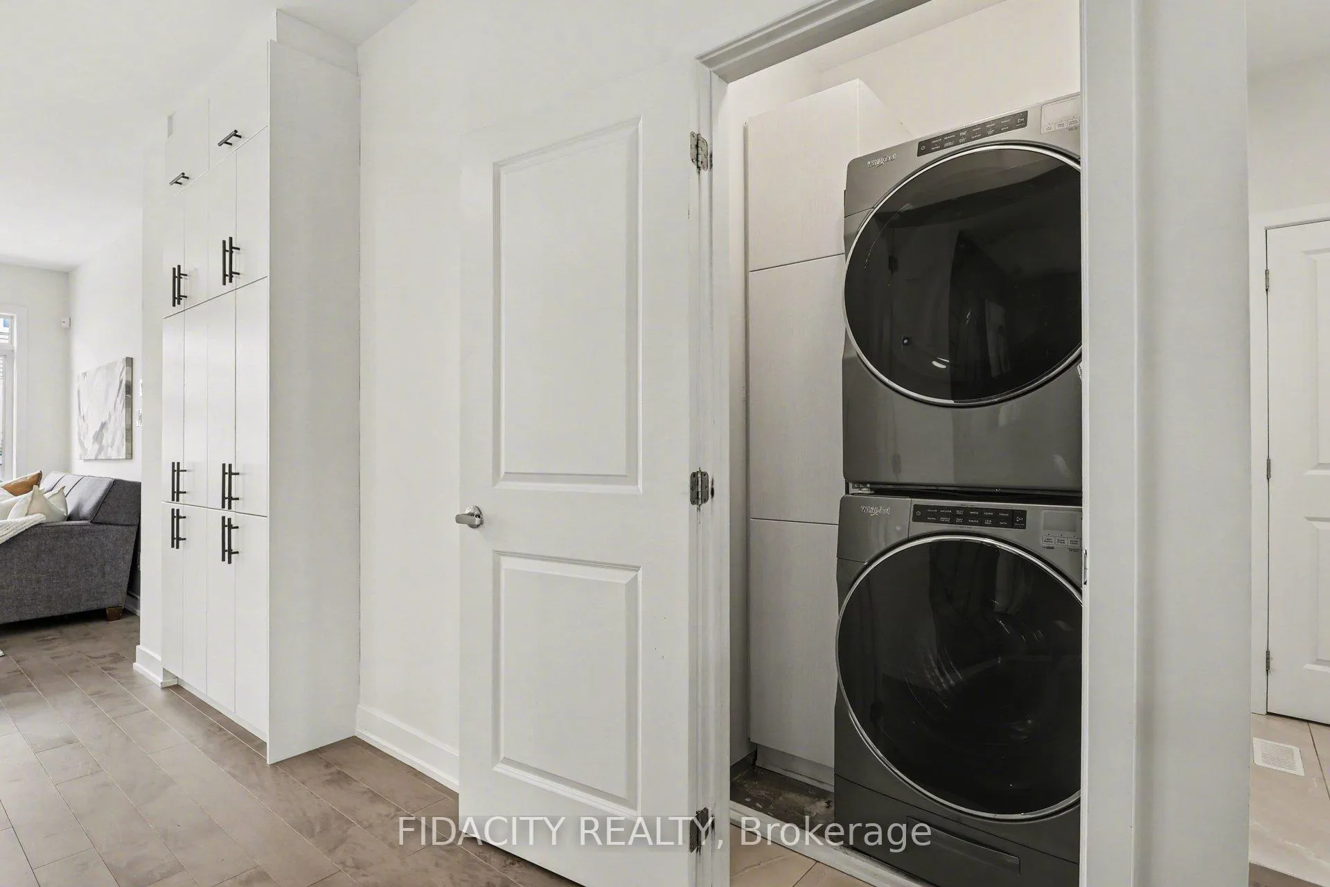 Photo 14 of 565 Bobolink Ridge, Ottawa, Stittsville (South) — HOMEH