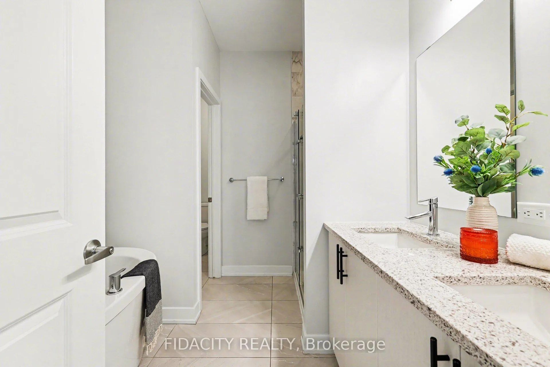 Photo 22 of 565 Bobolink Ridge, Ottawa, Stittsville (South) — HOMEH