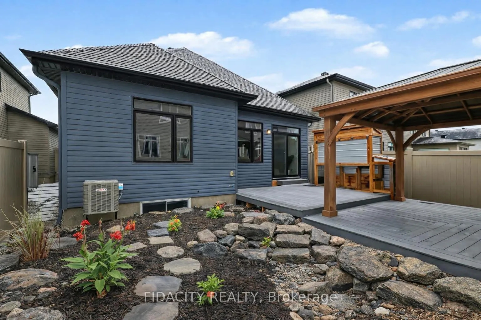 Photo 27 of 565 Bobolink Ridge, Ottawa, Stittsville (South) — HOMEH