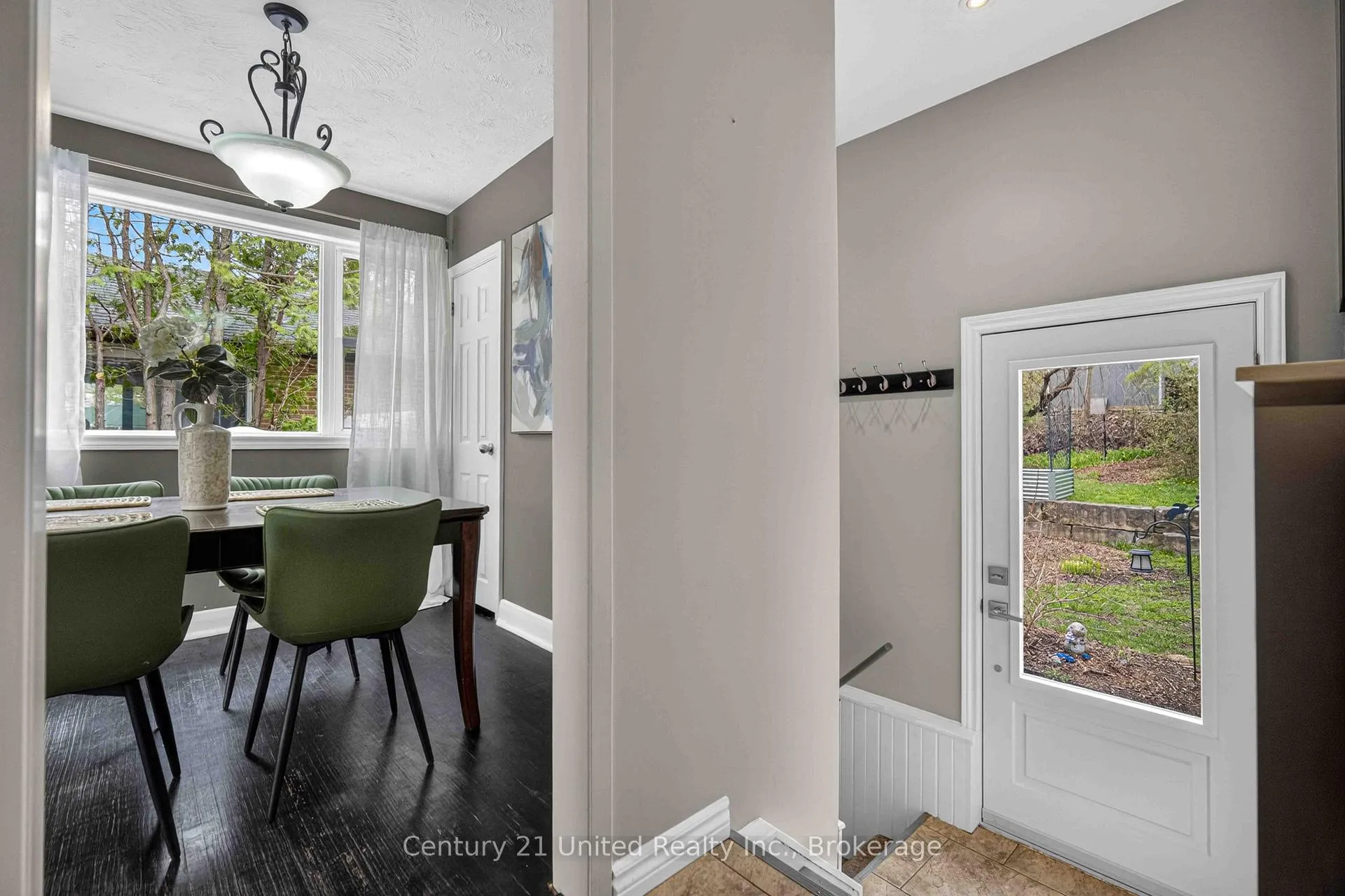 Photo 13 of 1459 Westbrook Drive, Peterborough, Monaghan Ward 2 — HOMEH