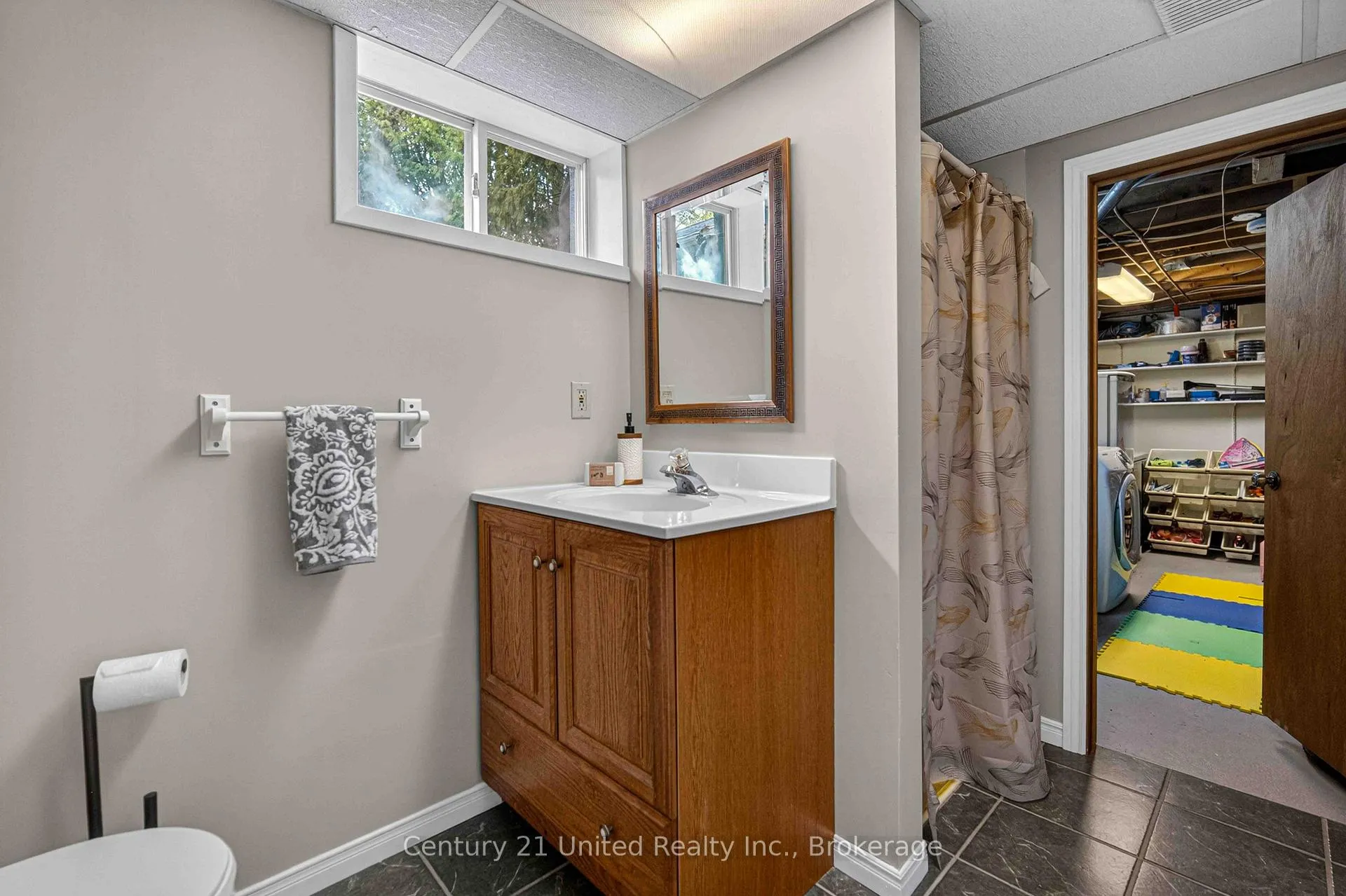 Photo 24 of 1459 Westbrook Drive, Peterborough, Monaghan Ward 2 — HOMEH