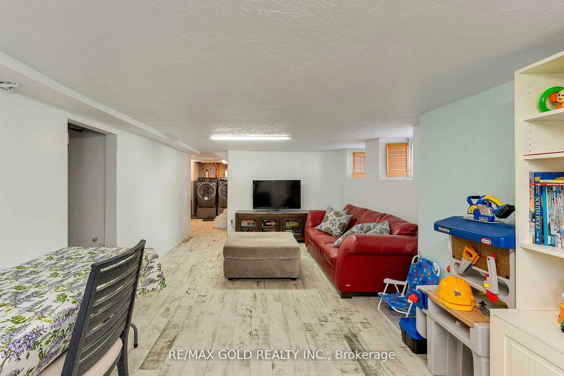 Photo 38 of 16 Maynard Avenue, Kitchener — HOMEH