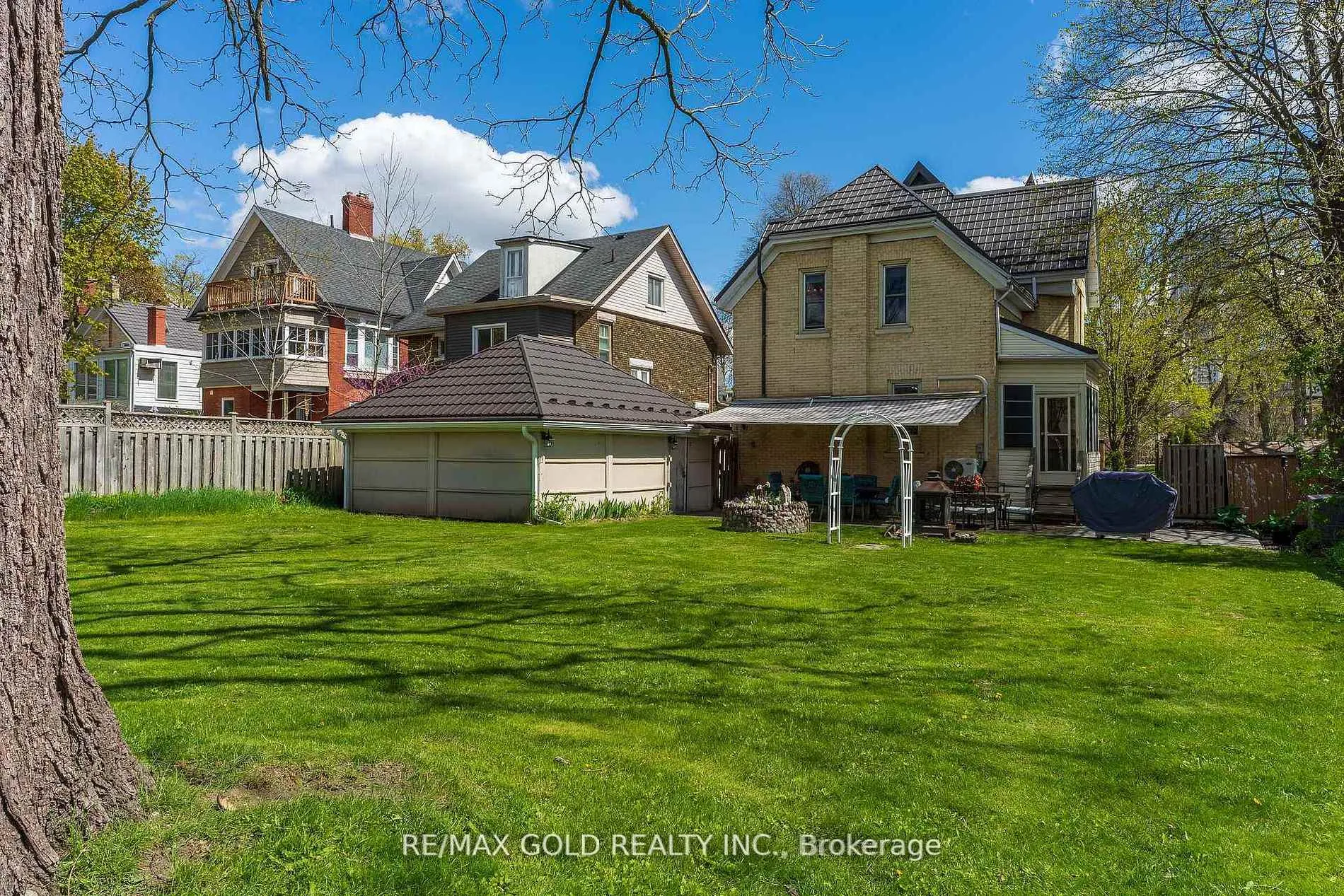 Photo 45 of 16 Maynard Avenue, Kitchener — HOMEH