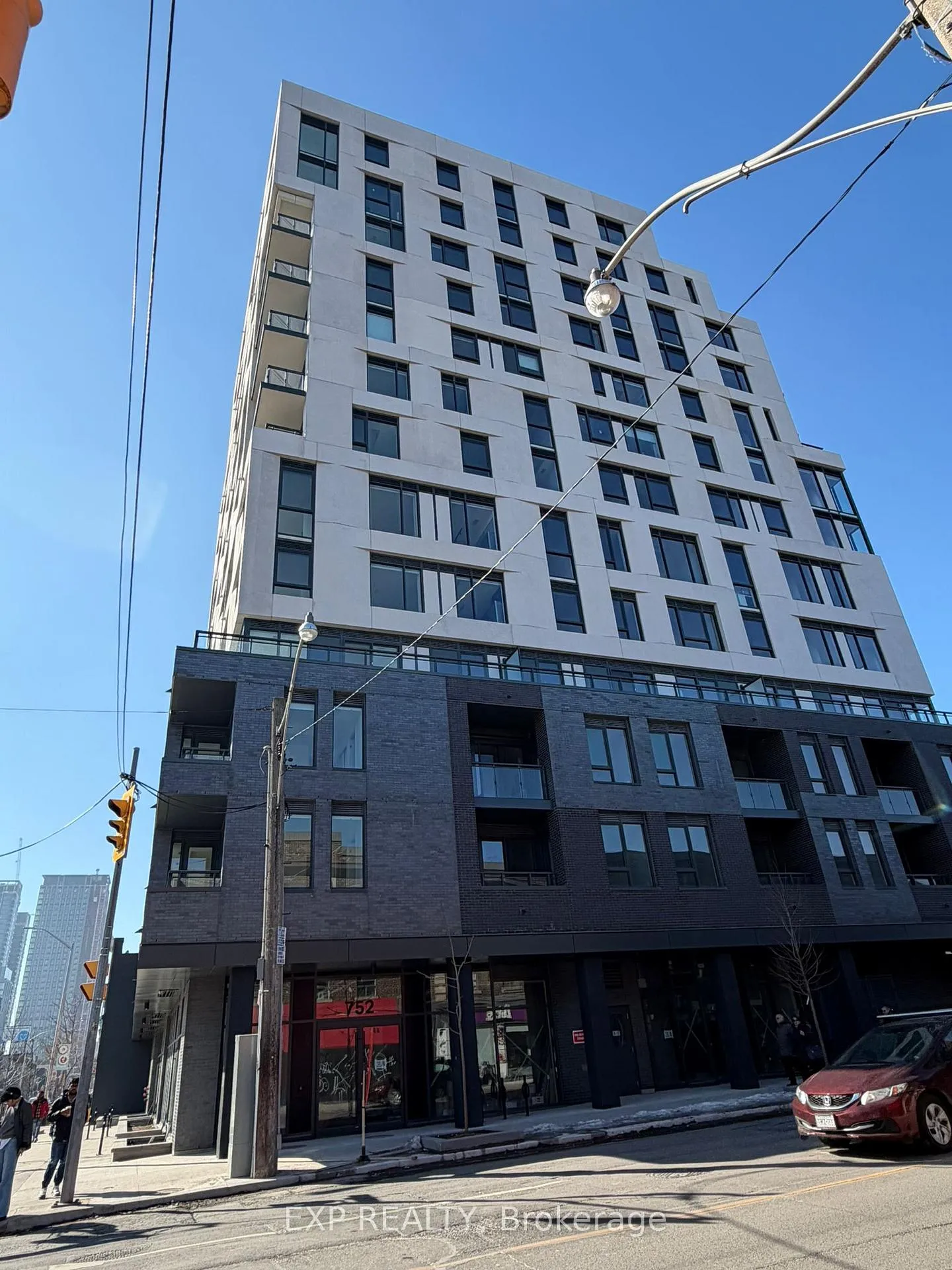 Front of Unit 410, 758 Dovercourt Road