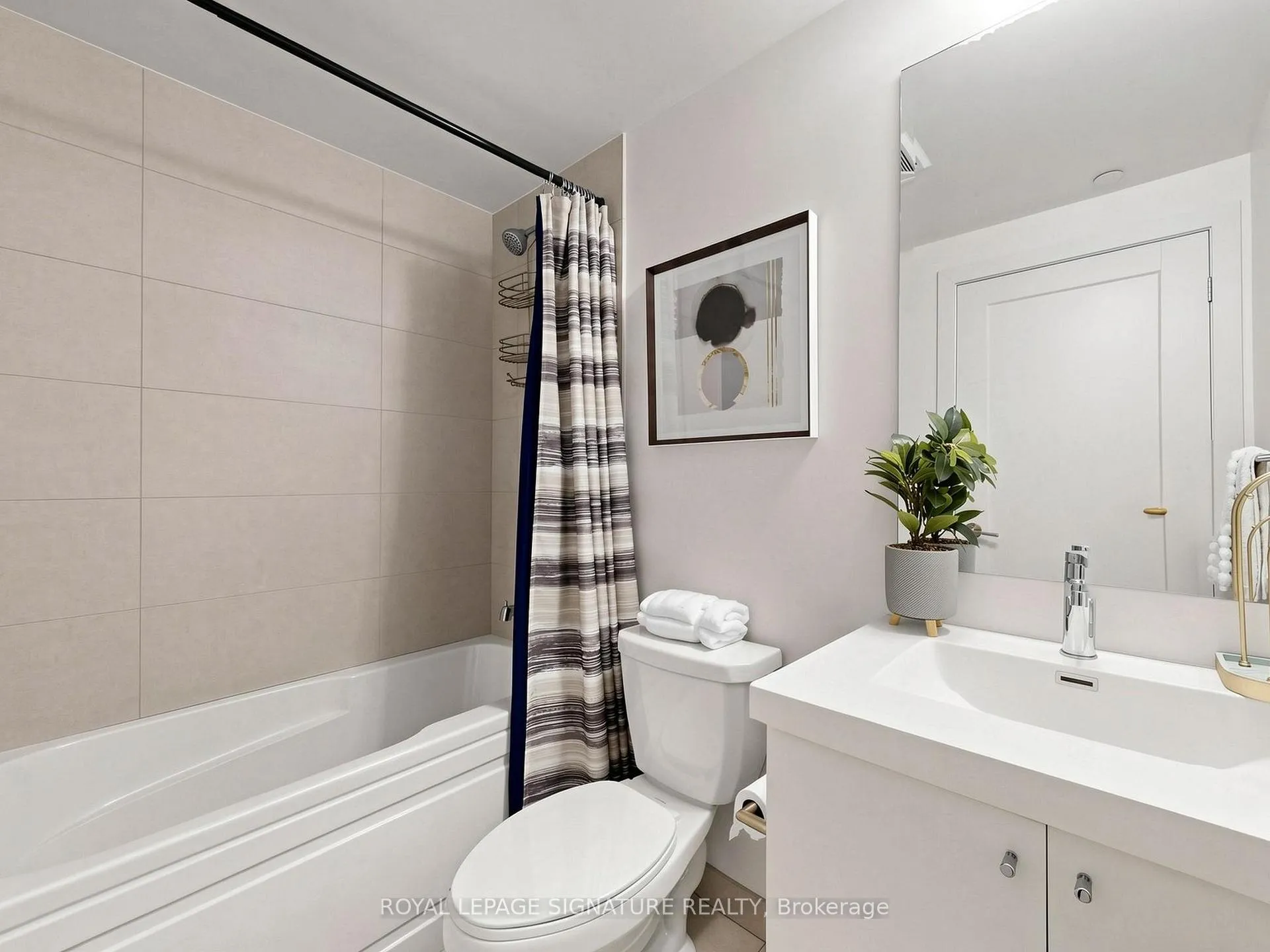 Photo 20 of Unit 2121, 2550 Simcoe Street N, Oshawa, Windfields — HOMEH