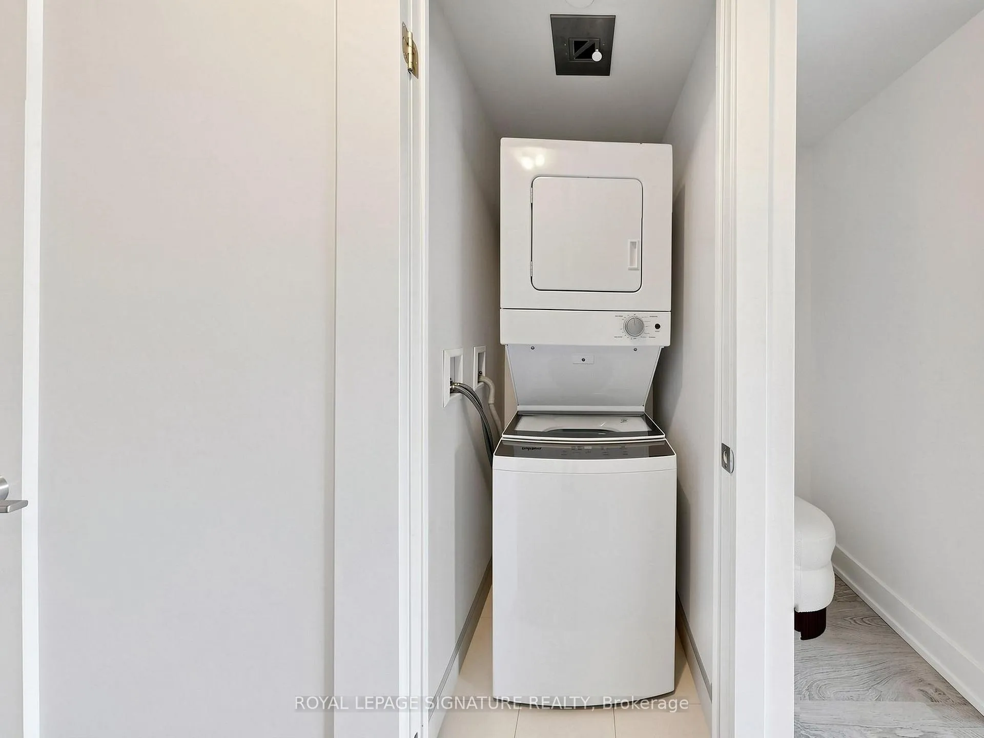 Photo 21 of Unit 2121, 2550 Simcoe Street N, Oshawa, Windfields — HOMEH
