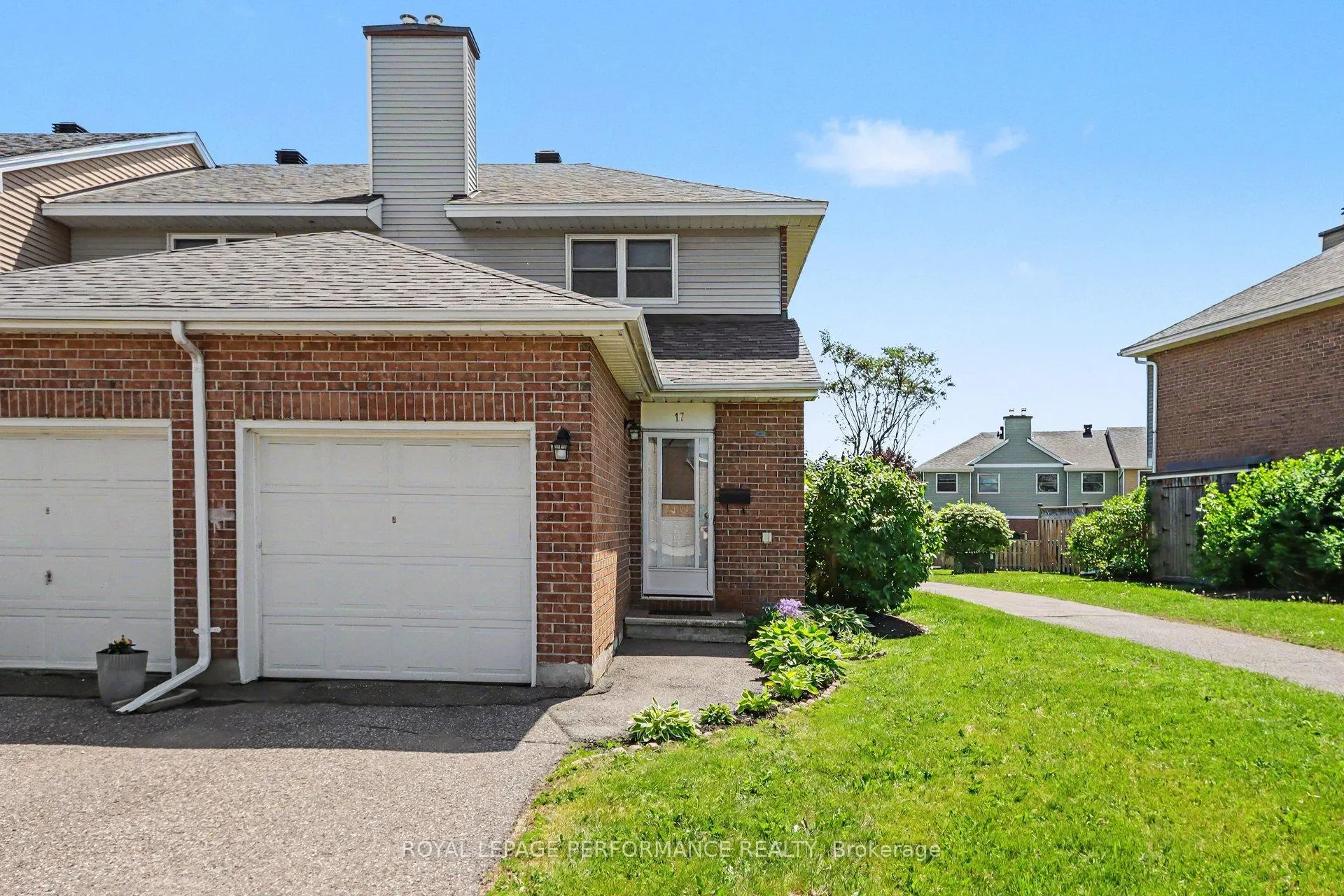 Photo 1 of 17 Bentbrook Crescent, Ottawa, Barrhaven - Heritage Park — HOMEH