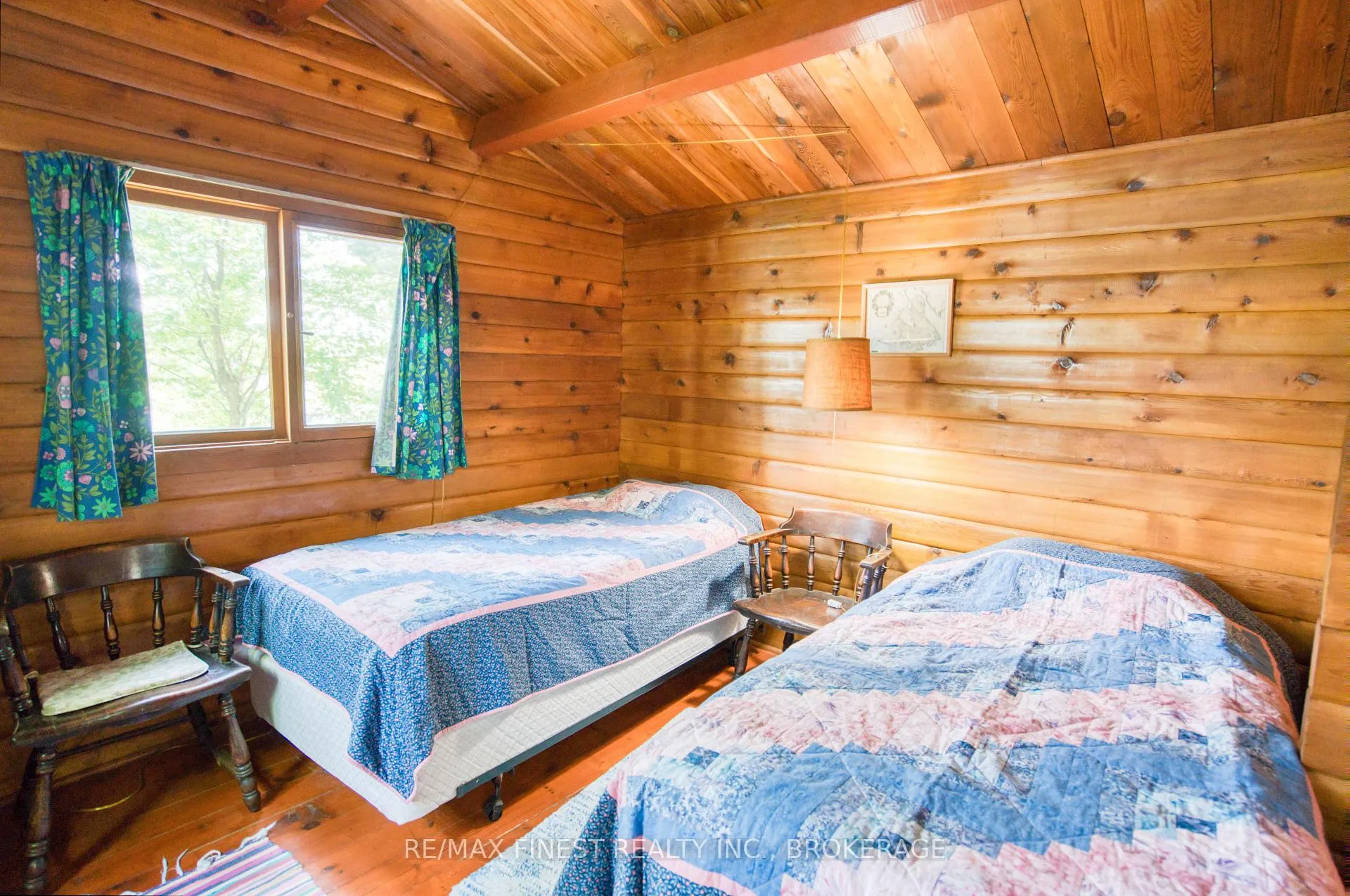 Photo 8 of 1029 Oak Lane North, Frontenac, Frontenac Centre — HOMEH