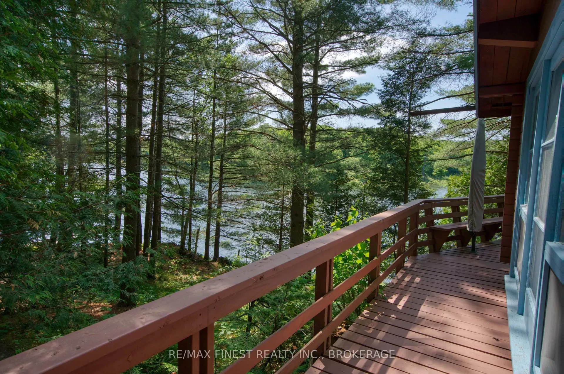 Photo 12 of 1029 Oak Lane North, Frontenac, Frontenac Centre — HOMEH