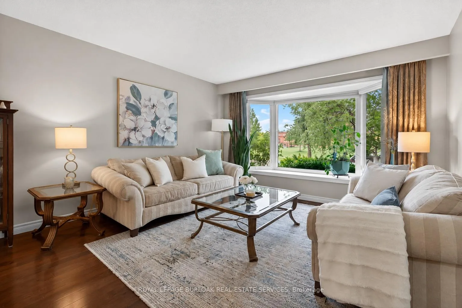 Photo 8 of 2341 Duncaster Drive, Burlington, Brant Hills — HOMEH