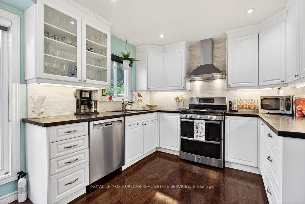 Photo 13 of 2341 Duncaster Drive, Burlington, Brant Hills — HOMEH