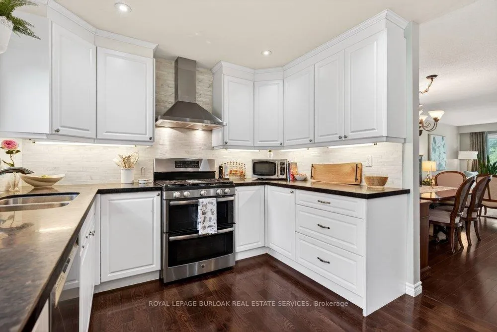 Photo 14 of 2341 Duncaster Drive, Burlington, Brant Hills — HOMEH