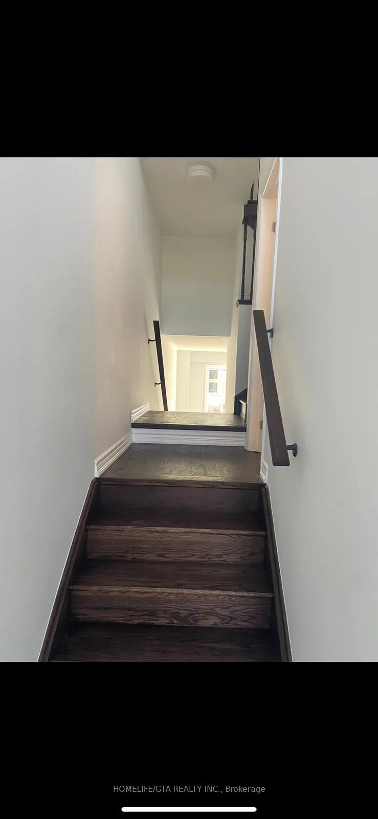 Photo 5 of 27 Douet Lane, Ajax, South East — HOMEH