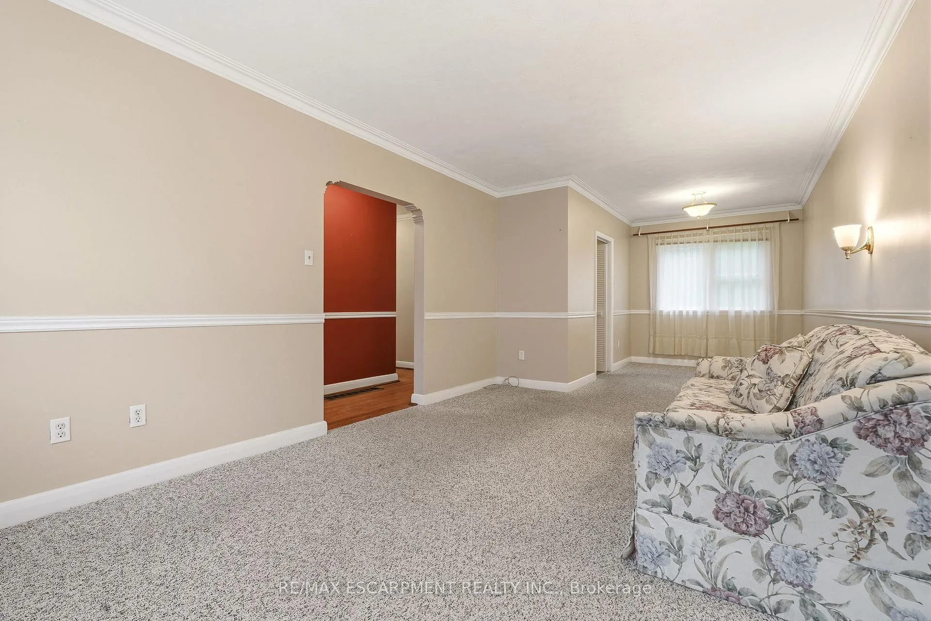 Photo 11 of 1059 Shepherds Drive, Burlington, LaSalle — HOMEH