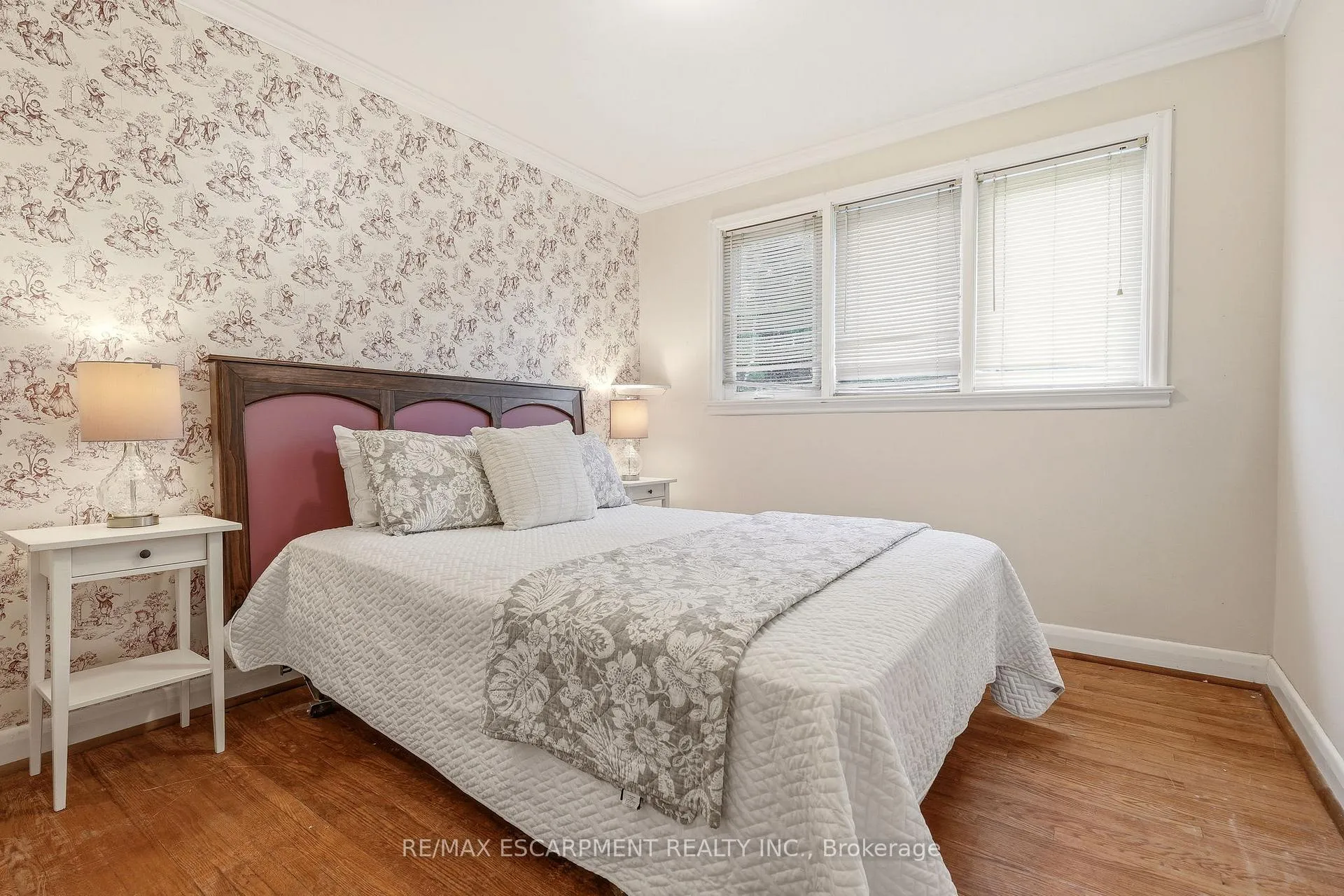 Photo 20 of 1059 Shepherds Drive, Burlington, LaSalle — HOMEH