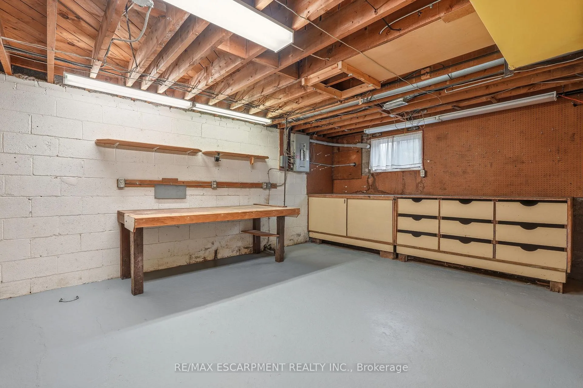 Photo 31 of 1059 Shepherds Drive, Burlington, LaSalle — HOMEH