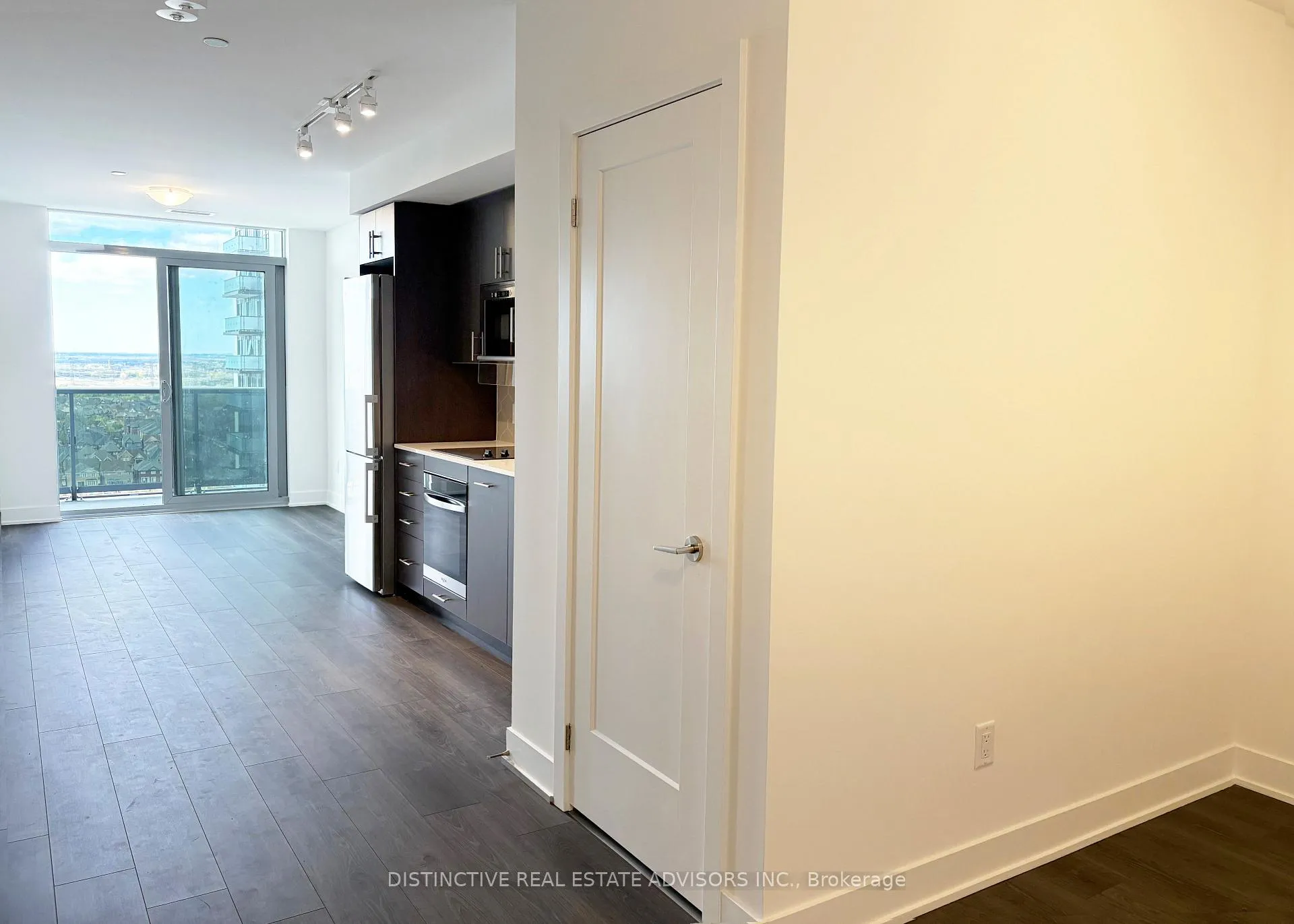Photo 4 of Unit 1912, 2545 Simcoe Street, Oshawa, Windfields — HOMEH