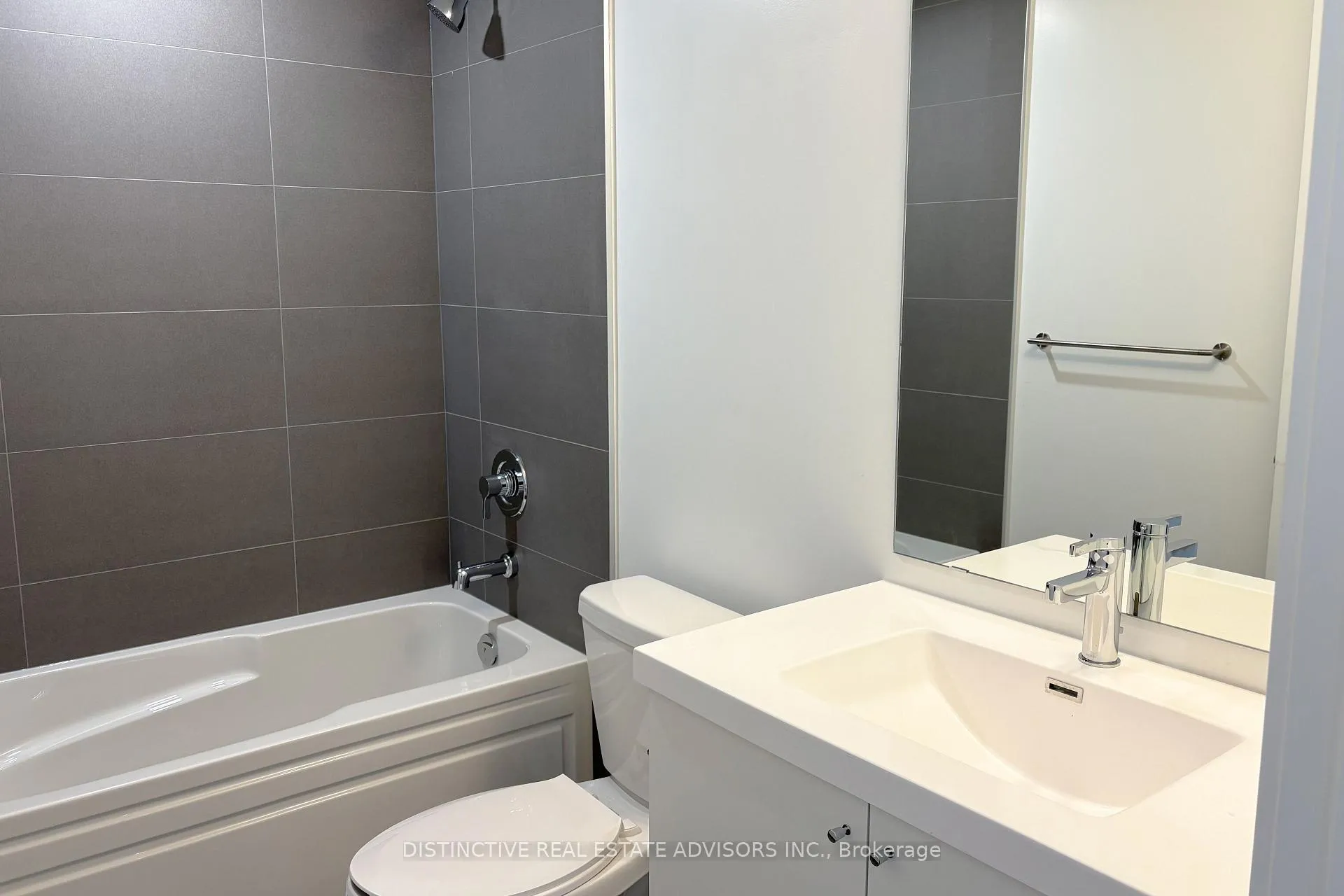 Photo 5 of Unit 1912, 2545 Simcoe Street, Oshawa, Windfields — HOMEH