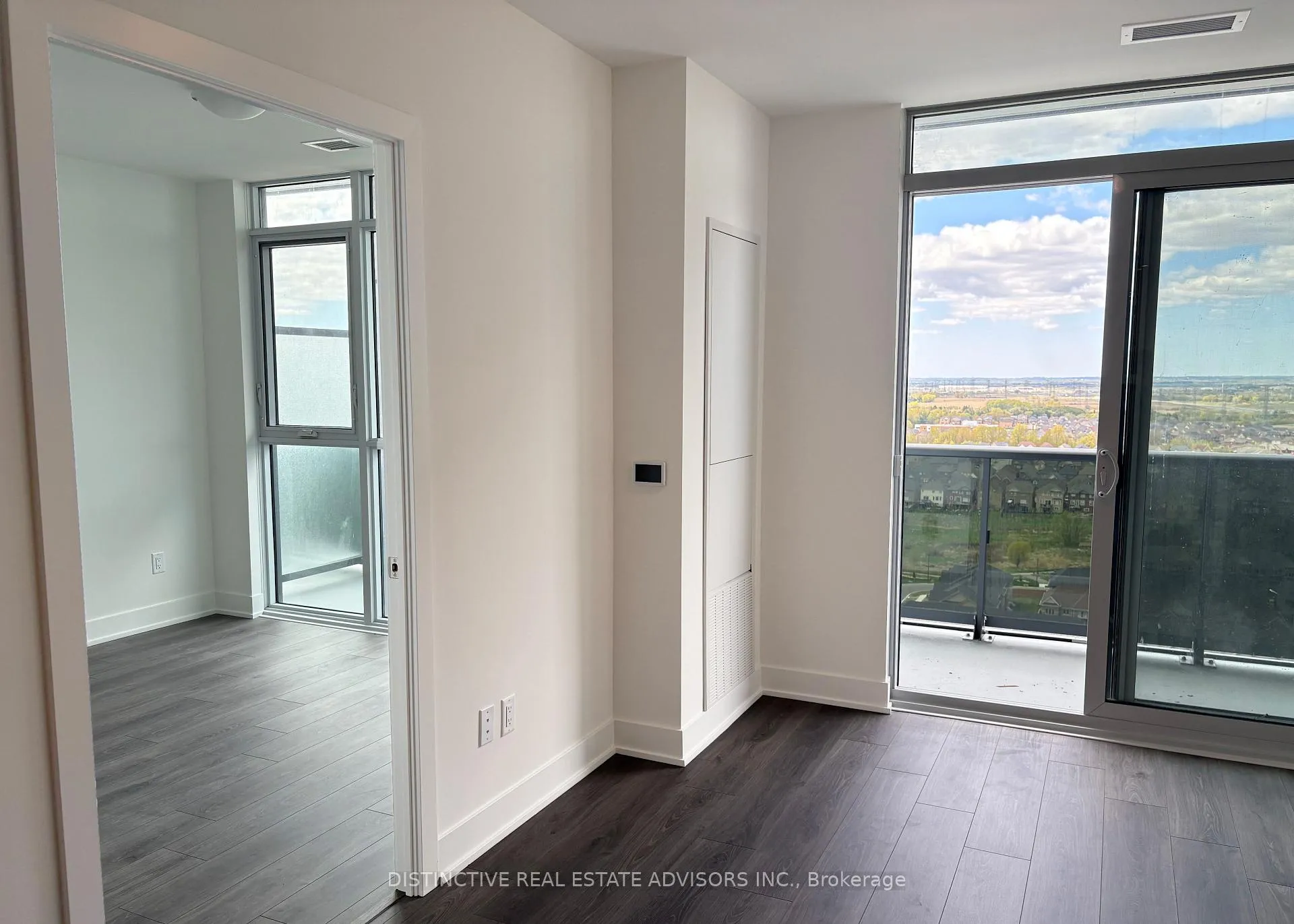 Photo 8 of Unit 1912, 2545 Simcoe Street, Oshawa, Windfields — HOMEH