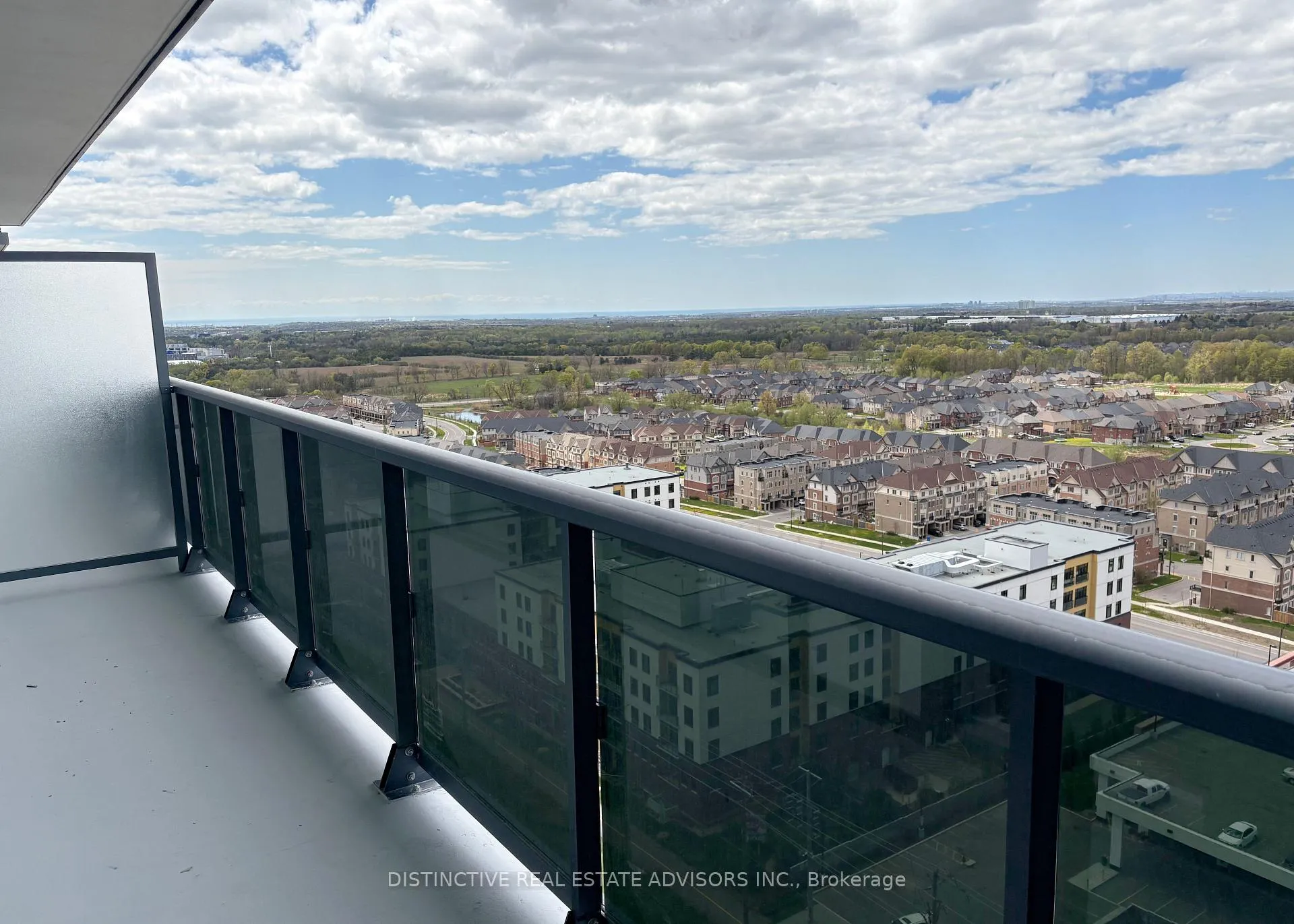 Photo 18 of Unit 1912, 2545 Simcoe Street, Oshawa, Windfields — HOMEH