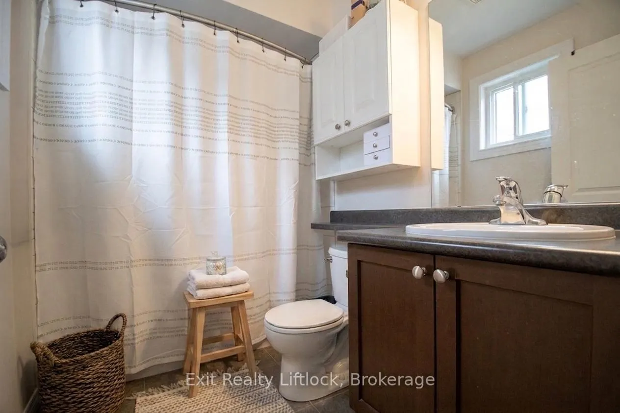 Photo 15 of 2679 Foxmeadow Road, Peterborough, Ashburnham Ward 4 — HOMEH