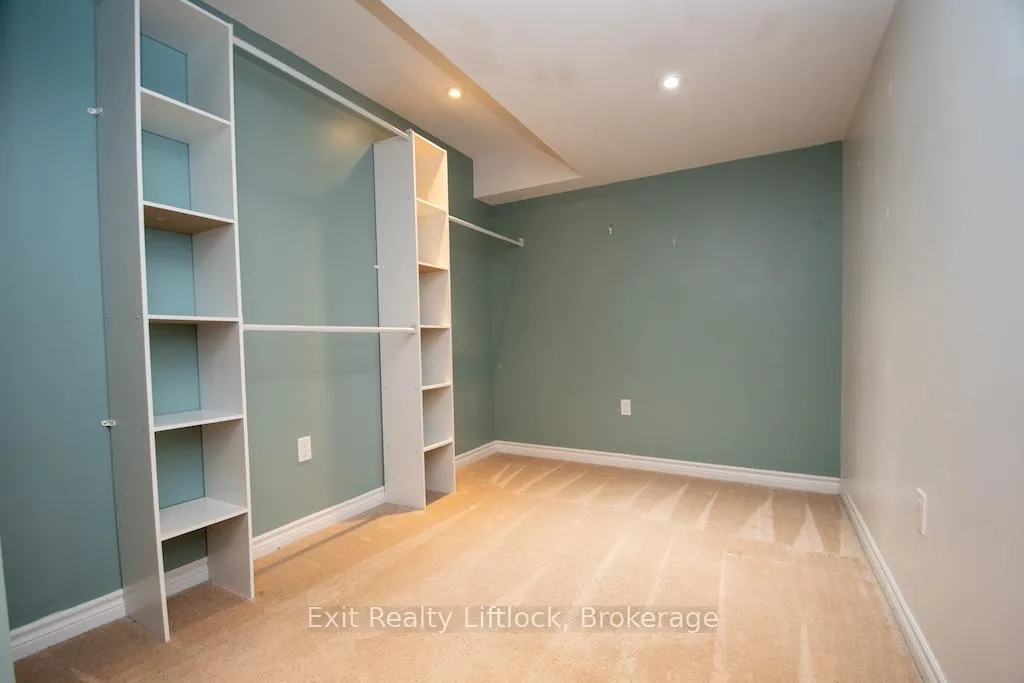 Photo 19 of 2679 Foxmeadow Road, Peterborough, Ashburnham Ward 4 — HOMEH