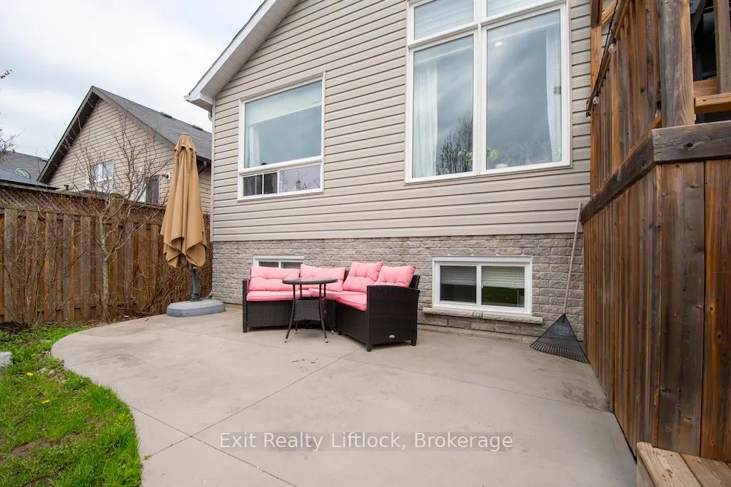 Photo 23 of 2679 Foxmeadow Road, Peterborough, Ashburnham Ward 4 — HOMEH