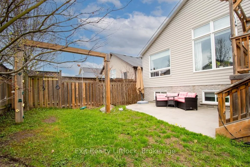 Photo 27 of 2679 Foxmeadow Road, Peterborough, Ashburnham Ward 4 — HOMEH