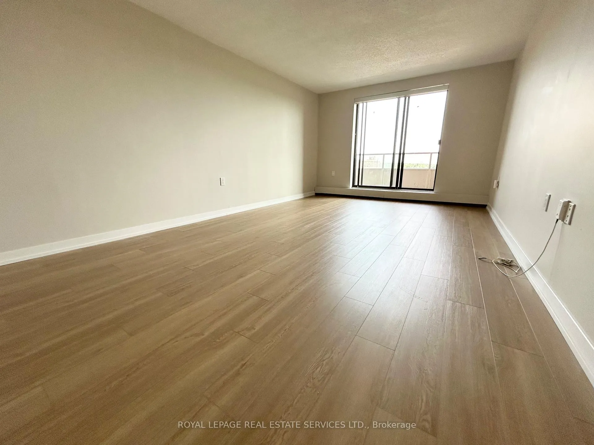 Photo 10 of Unit 1005, 82 Millside Drive, Milton, Old Milton — HOMEH