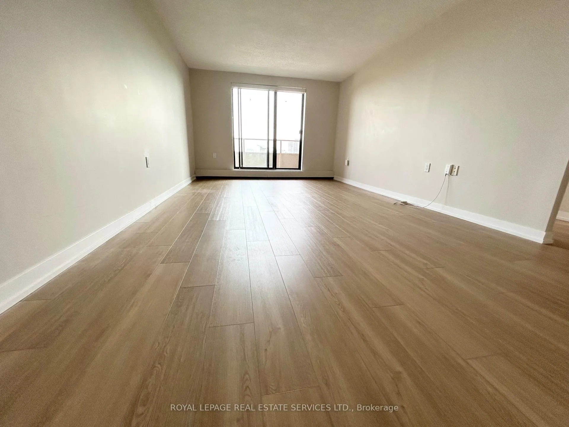 Photo 11 of Unit 1005, 82 Millside Drive, Milton, Old Milton — HOMEH