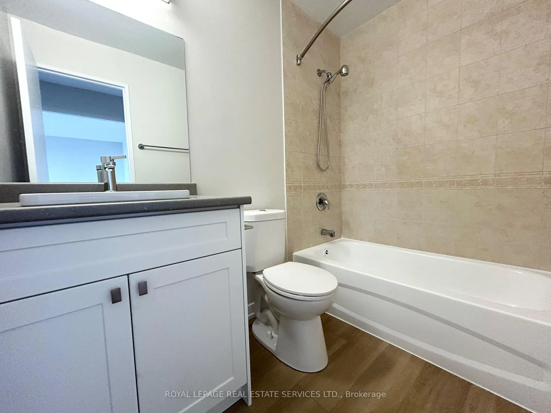 Photo 12 of Unit 1005, 82 Millside Drive, Milton, Old Milton — HOMEH