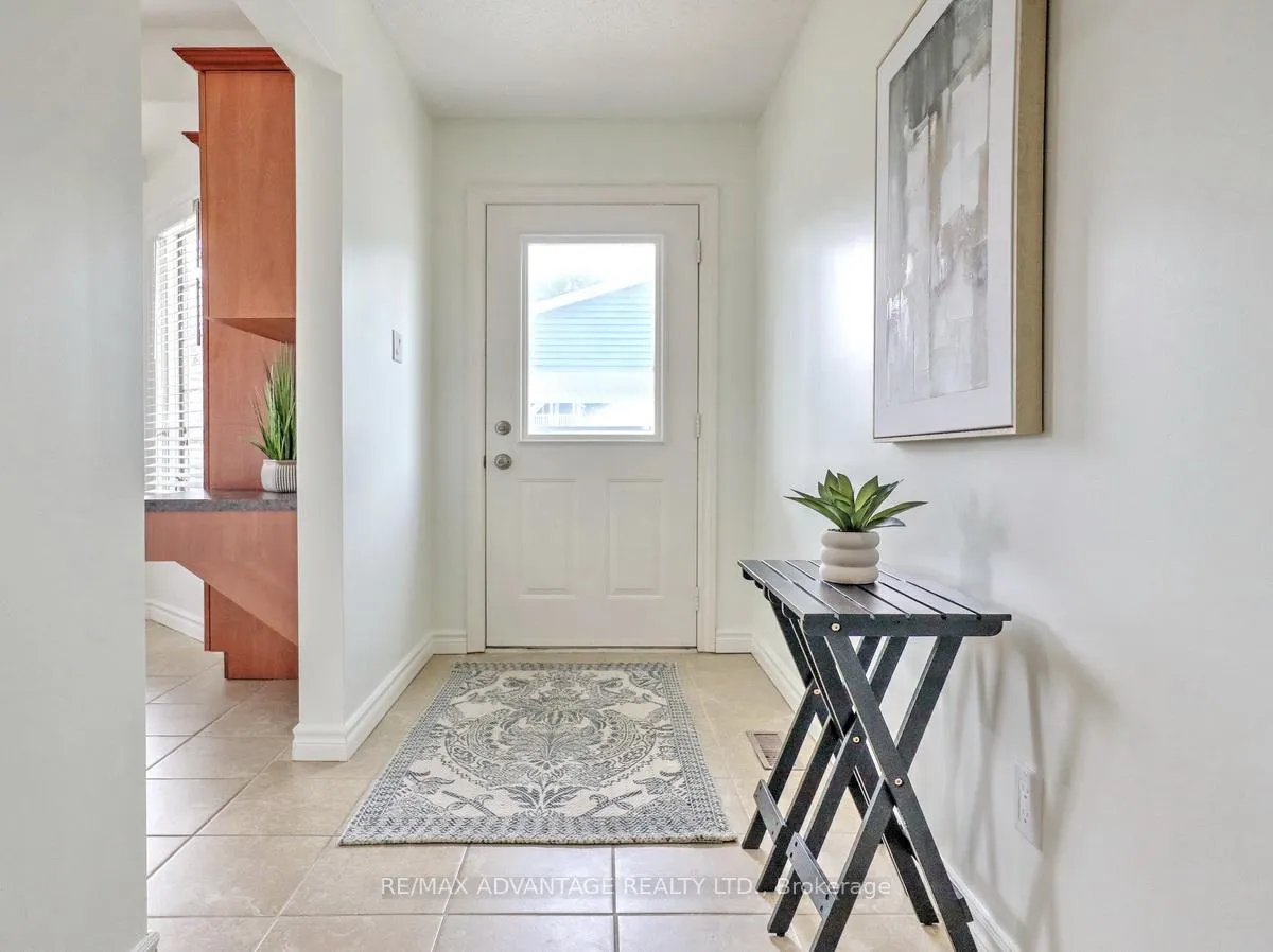 Photo 5 of Unit 8, 374 Front Street, Central Elgin, Port Stanley — HOMEH
