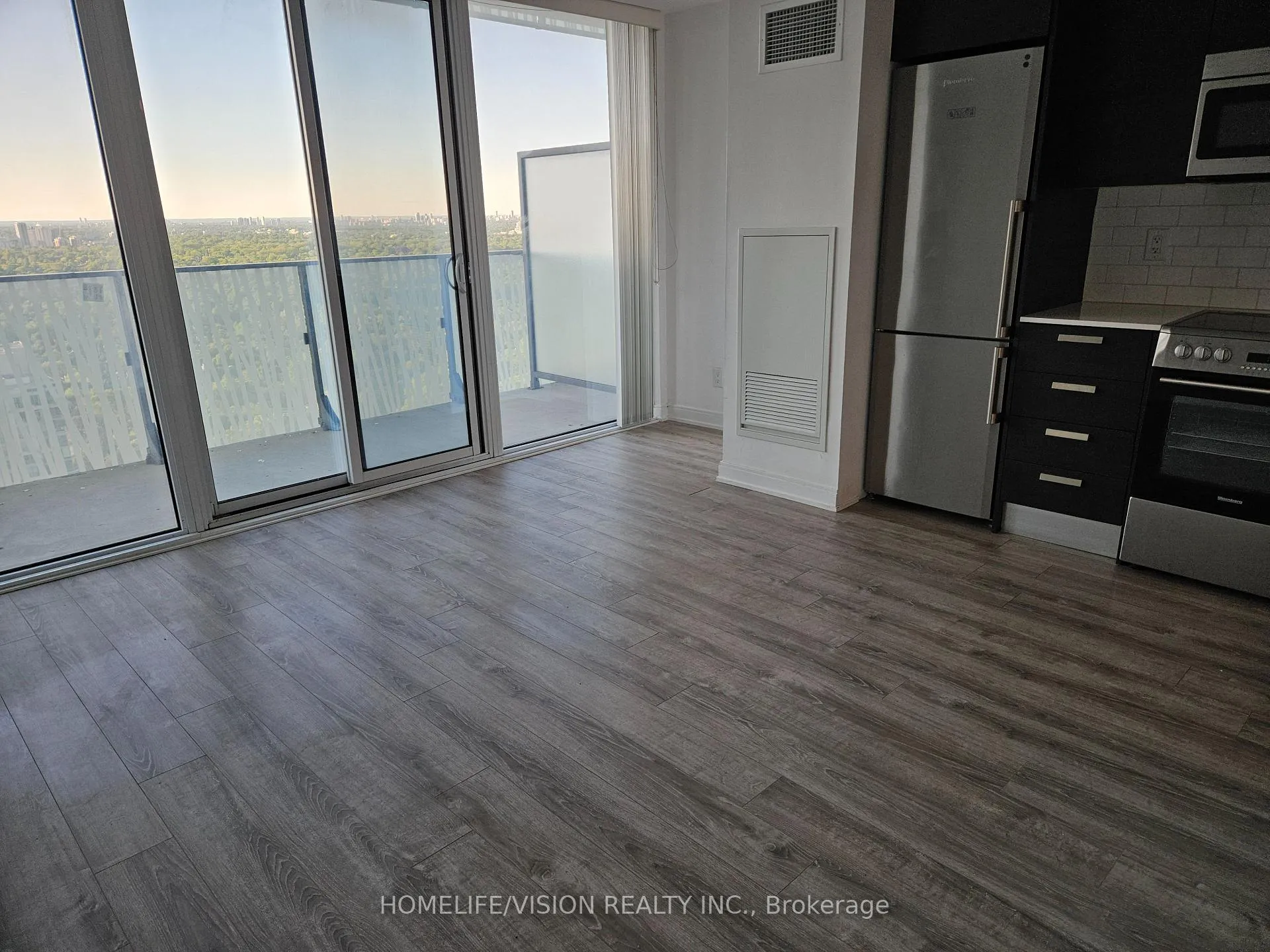 Photo 5 of Unit 4207, 42 Charles Street E, Toronto, Church-Yonge Corridor — HOMEH