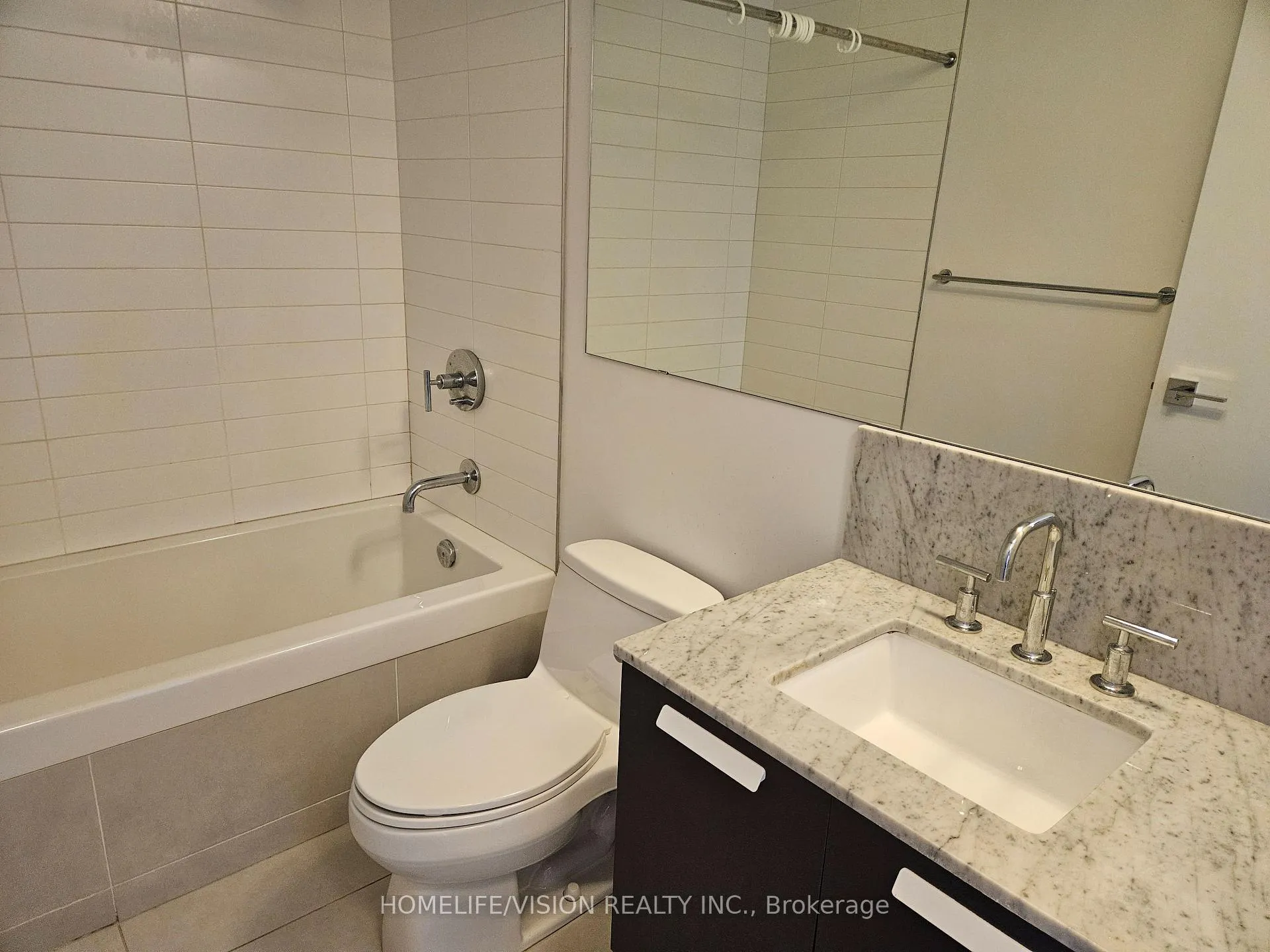 Photo 7 of Unit 4207, 42 Charles Street E, Toronto, Church-Yonge Corridor — HOMEH