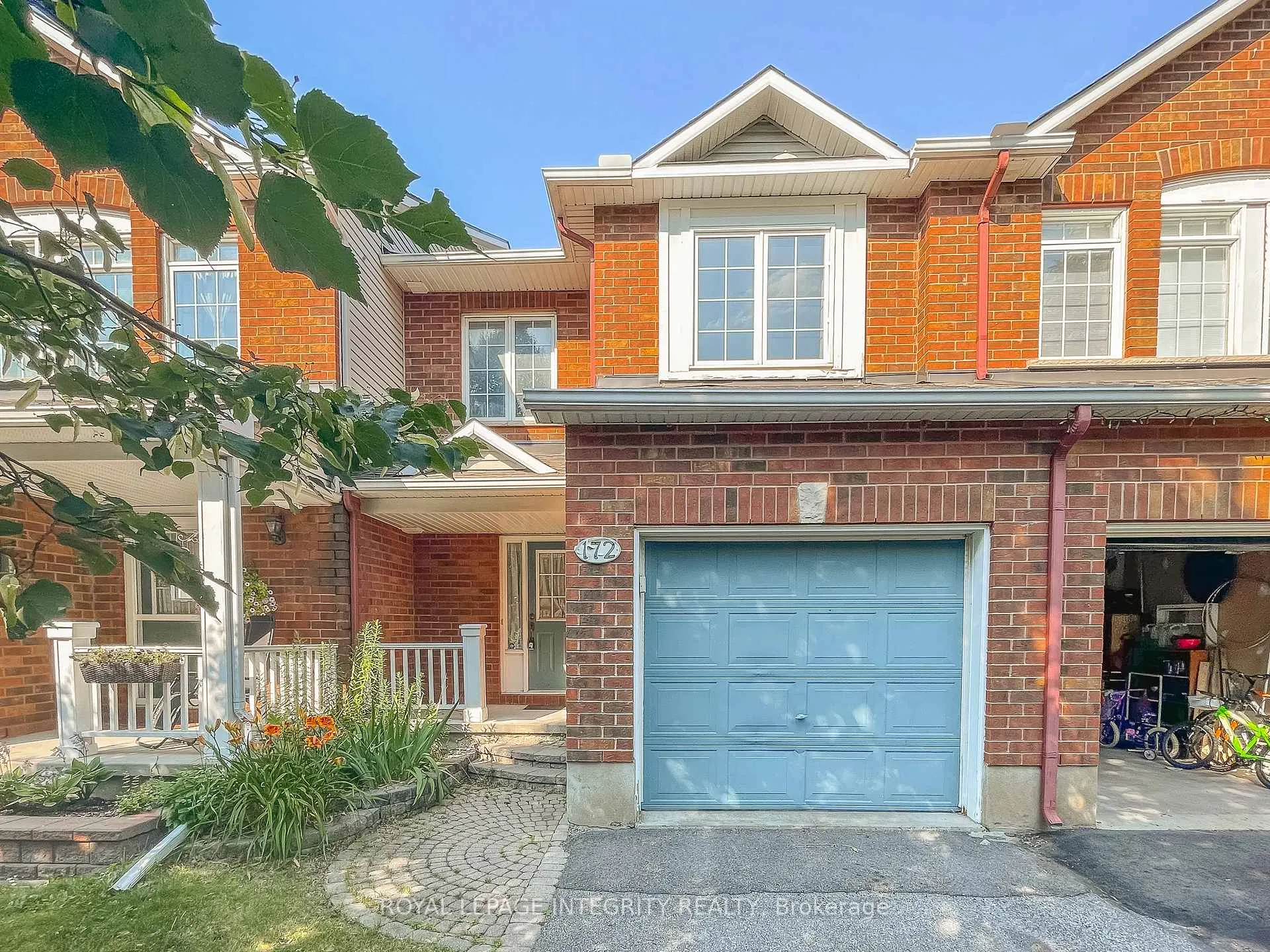 Photo 2 of 172 Gray Crescent, Ottawa, Kanata - Beaverbrook — HOMEH