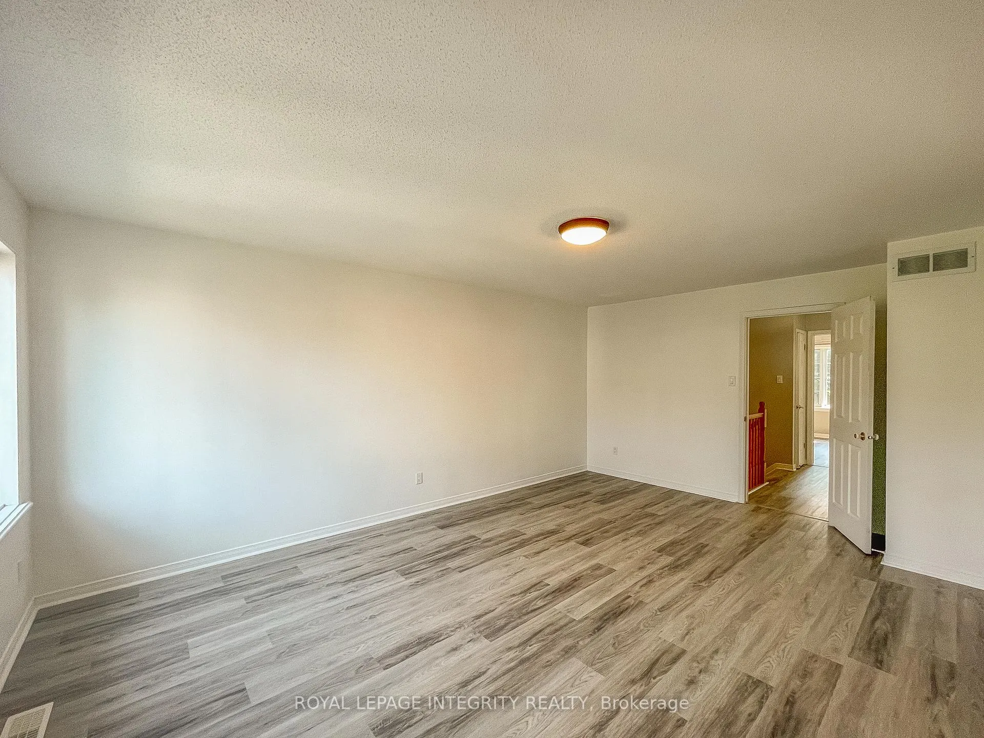 Photo 19 of 172 Gray Crescent, Ottawa, Kanata - Beaverbrook — HOMEH