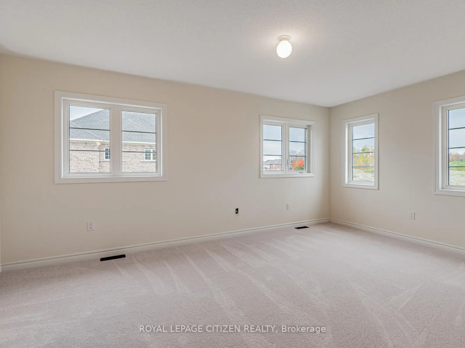 Photo 24 of 165 Hawkins Street, Georgina, Sutton & Jackson's Point — HOMEH