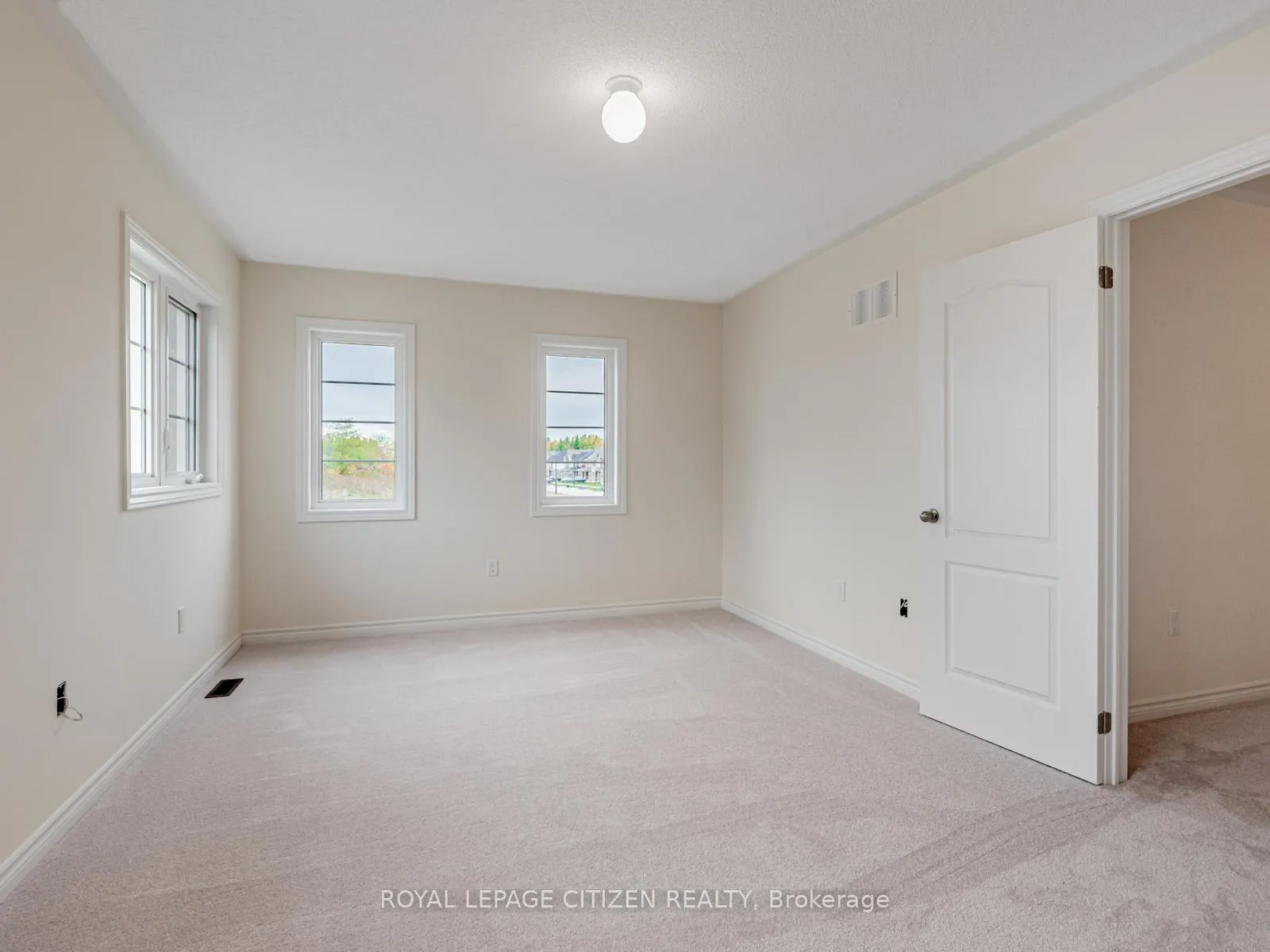 Photo 25 of 165 Hawkins Street, Georgina, Sutton & Jackson's Point — HOMEH