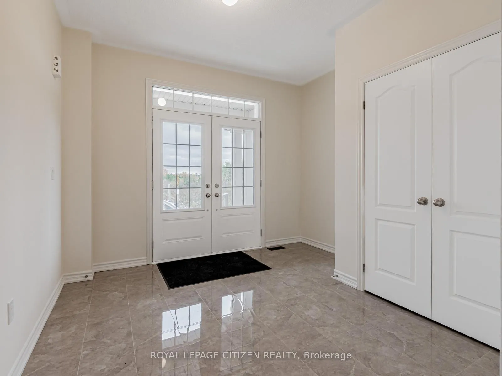 Photo 3 of 17 Heather Fullerton Road, Georgina, Sutton & Jackson's Point — HOMEH