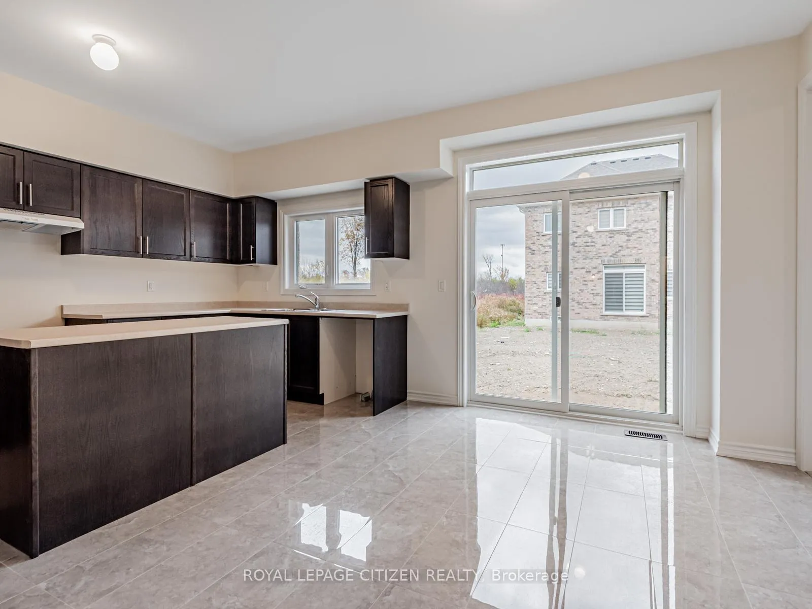 Photo 13 of 17 Heather Fullerton Road, Georgina, Sutton & Jackson's Point — HOMEH