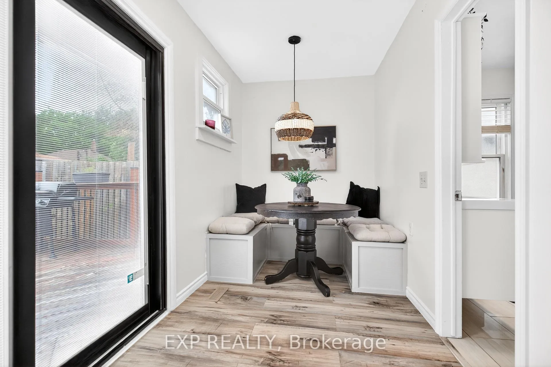 Photo 19 of 5 Elberta Street, St. Catharines, Facer — HOMEH