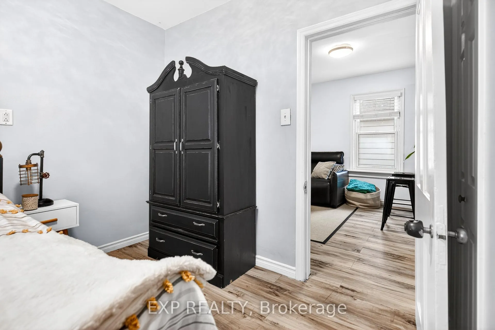 Photo 24 of 5 Elberta Street, St. Catharines, Facer — HOMEH