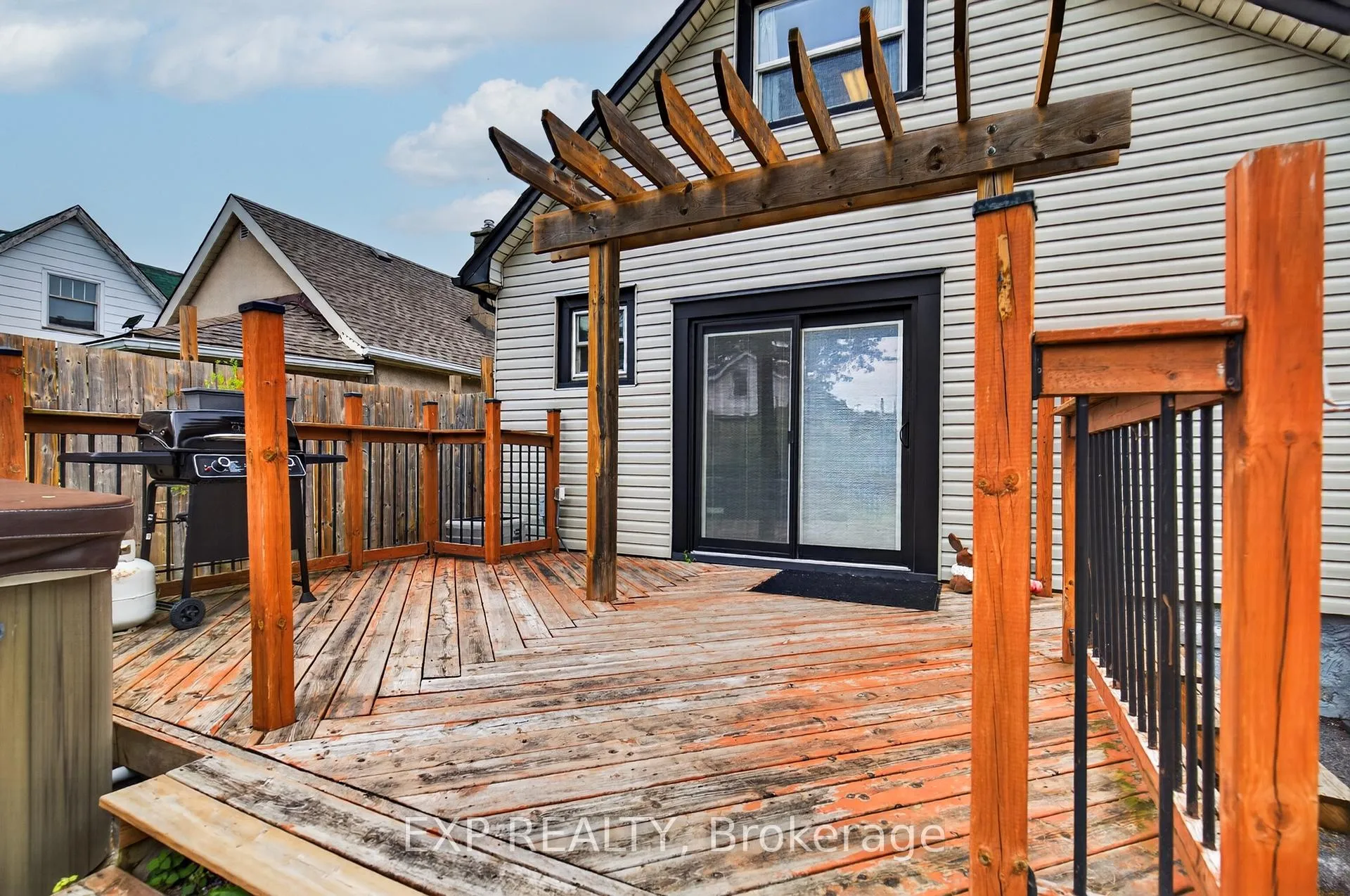 Photo 38 of 5 Elberta Street, St. Catharines, Facer — HOMEH