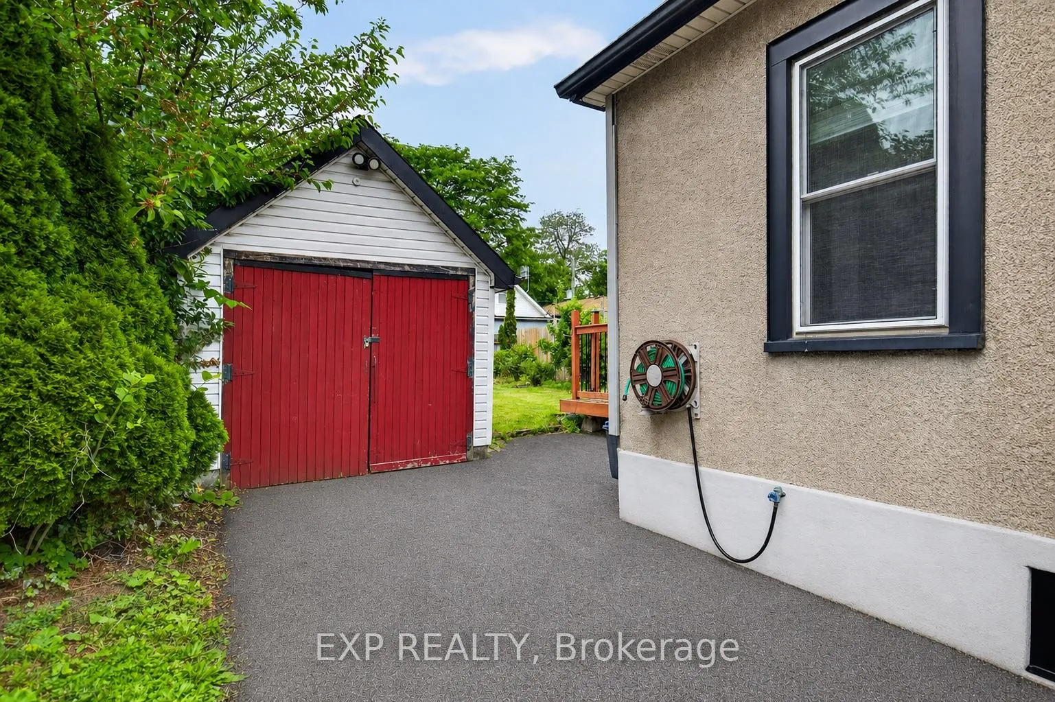 Photo 42 of 5 Elberta Street, St. Catharines, Facer — HOMEH
