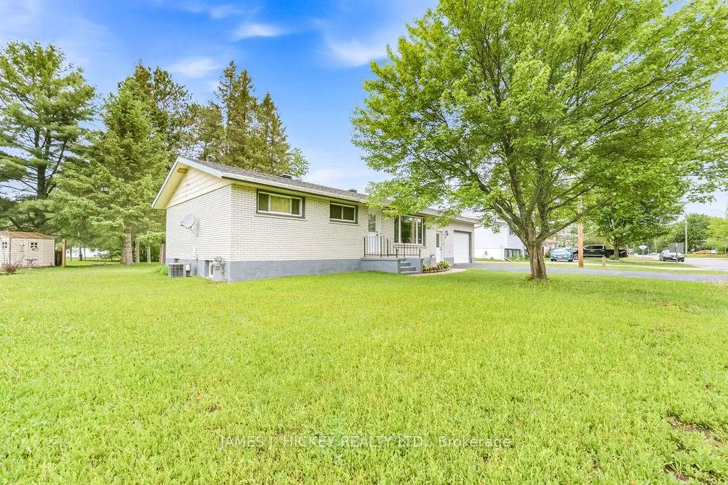 Photo 43 of 23 Thomas Street, Deep River — HOMEH